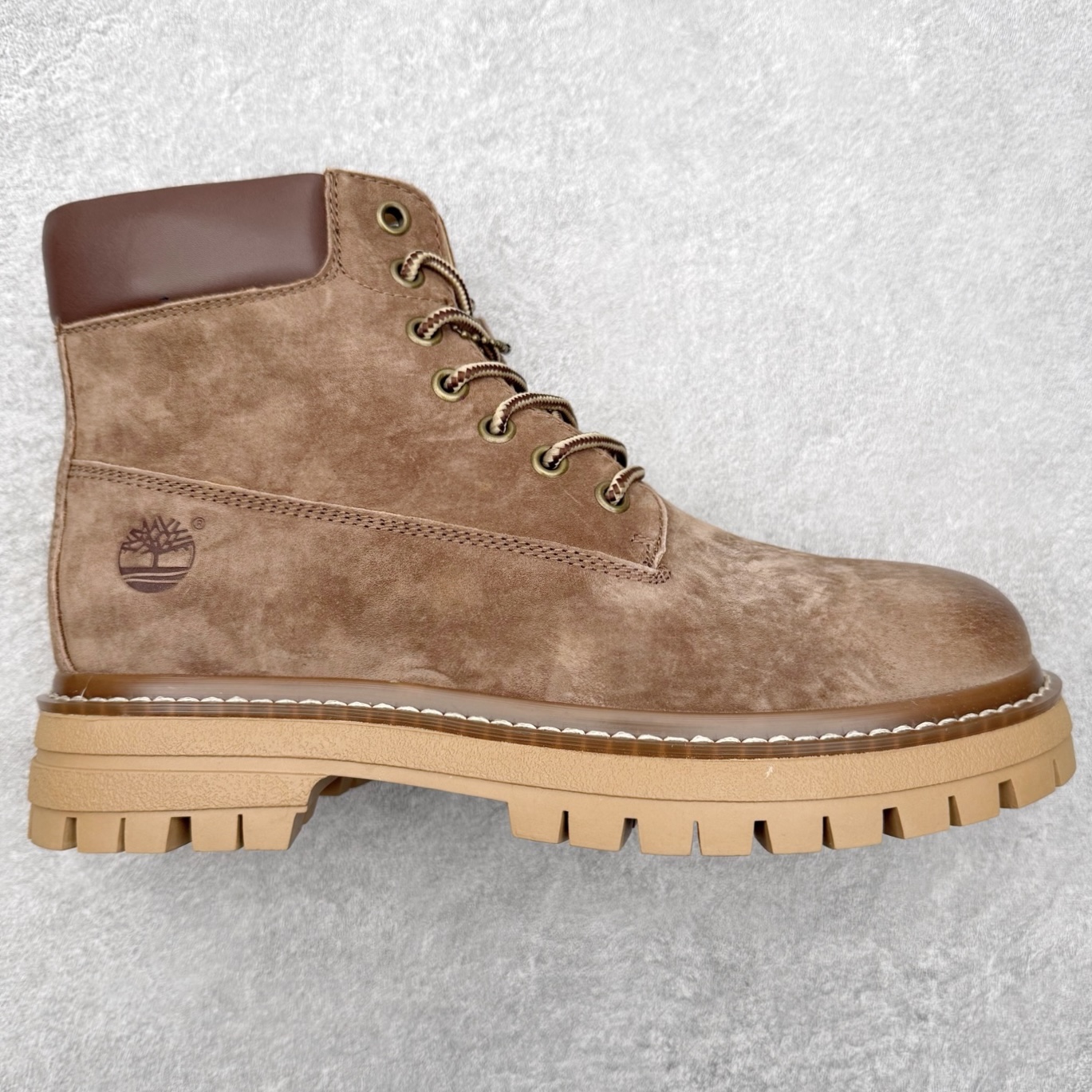 #福利特价 CAT卡特 户外工装休闲马丁靴大黄靴系列 广东大厂品质 全新工艺升级 全鞋真牛皮材料 大底到五金都是代工厂原材料制作 同原版固特异永不开胶工艺 好货不杀猪 首单质量严格把控 全网独家首发 品质毋庸置疑 全套官网统一包装 今年冬季防寒户外专用 日常随意搭配 尺码:39 40 41 42 43 44(皮鞋码)-选品中心