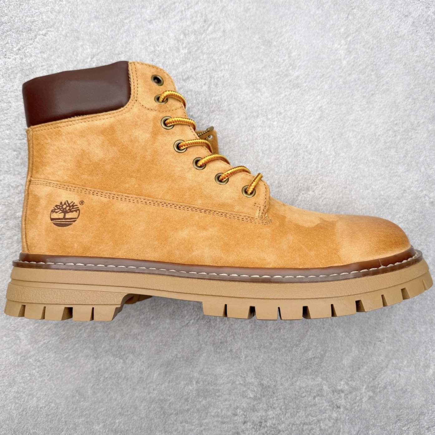 #福利特价 CAT卡特 户外工装休闲马丁靴大黄靴系列 广东大厂品质 全新工艺升级 全鞋真牛皮材料 大底到五金都是代工厂原材料制作 同原版固特异永不开胶工艺 好货不杀猪 首单质量严格把控 全网独家首发 品质毋庸置疑 全套官网统一包装 今年冬季防寒户外专用 日常随意搭配 尺码:39 40 41 42 43 44(皮鞋码)-选品中心