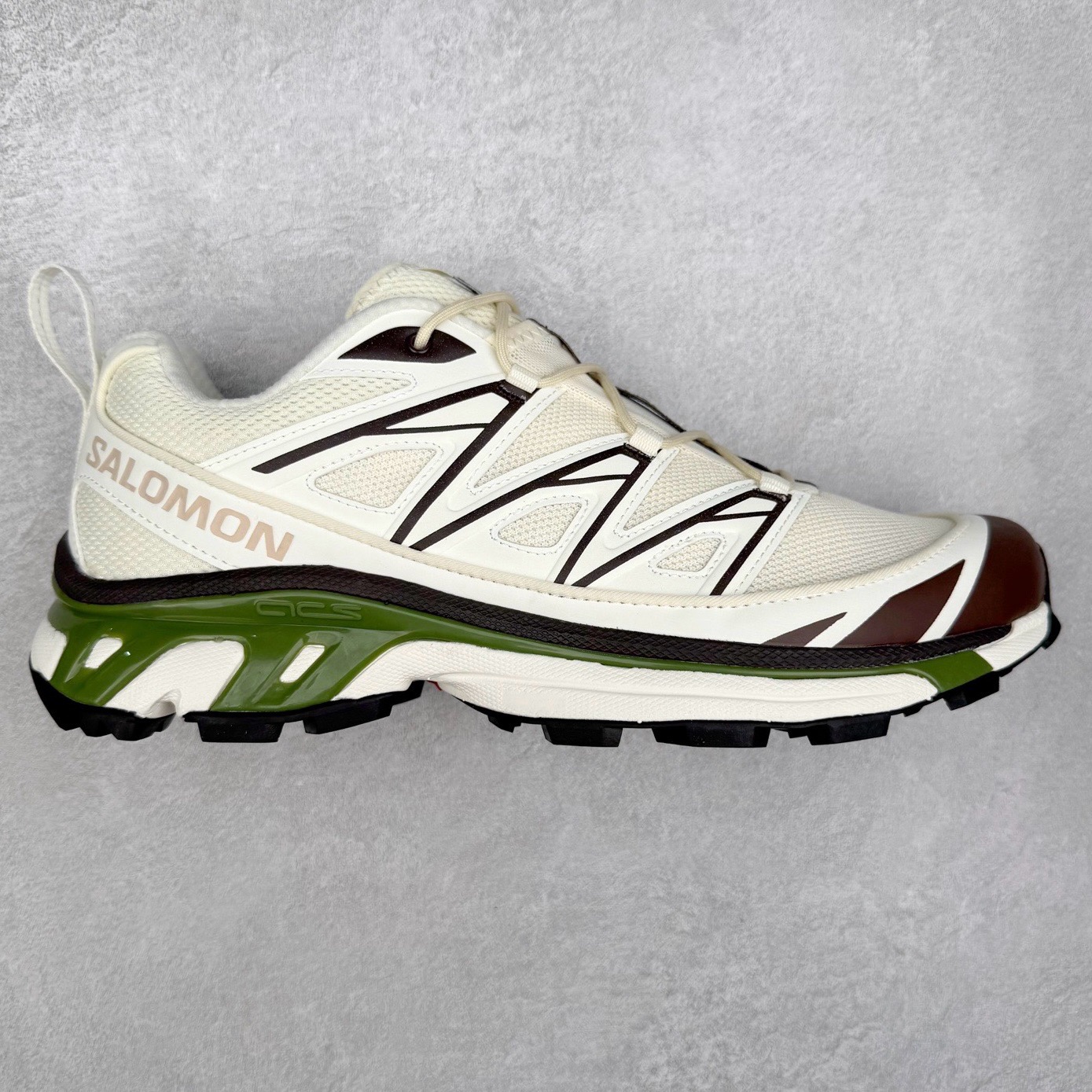 图片[5]-＃绿X/GX Salomon XT-6 萨洛蒙复古潮流户外机能登山跑鞋 纯原外贸平台特供订单 耗时半年巨作 全套原纸板楦头开发 原厂特供网布配套加持 确保原汁原味 完美呈现版型 原档数据独家私模五层组合大底 男女鞋同步官方开发至46.5 原装Ortholite轻量化鞋垫 中底布带钢印编号 原厂TPU锁扣 进口港宝加持 后跟自然饱满 还原公司包裹性 鞋面以“锯齿”状的包裹系统呈现 在基色底之下加入了各种色点缀 将公司的最新技术和时尚前卫的造型融入耐用的长跑款式中 鞋面由 TPU 薄膜制成 并焊接在高耐磨网眼上 使其既时尚又坚固 由 ACS底盘支撑 可增强稳定性和支撑力 以及由橡胶凸耳 Contragrip外底覆盖的 EVA 缓冲中底 旨在应对崎岖的地形 鞋舌上的彩色Salomon 标签、Quicklace 系统以及鞋头、鞋舌和鞋跟上的附加品牌使细节更加完美 让穿着者可以轻松驾驭户外与通勤下的任何运动生活场景 无缝鞋身户外随意纵横 颜值与脚感兼备 出街通勤 绝对非常吸睛 你值得拥有 尺码：36 36.5 37.5 38 38.5 39 40 40.5 41 42 42.5 43 44 44.5 45 46 46.5 注意：偏小1码-选品中心