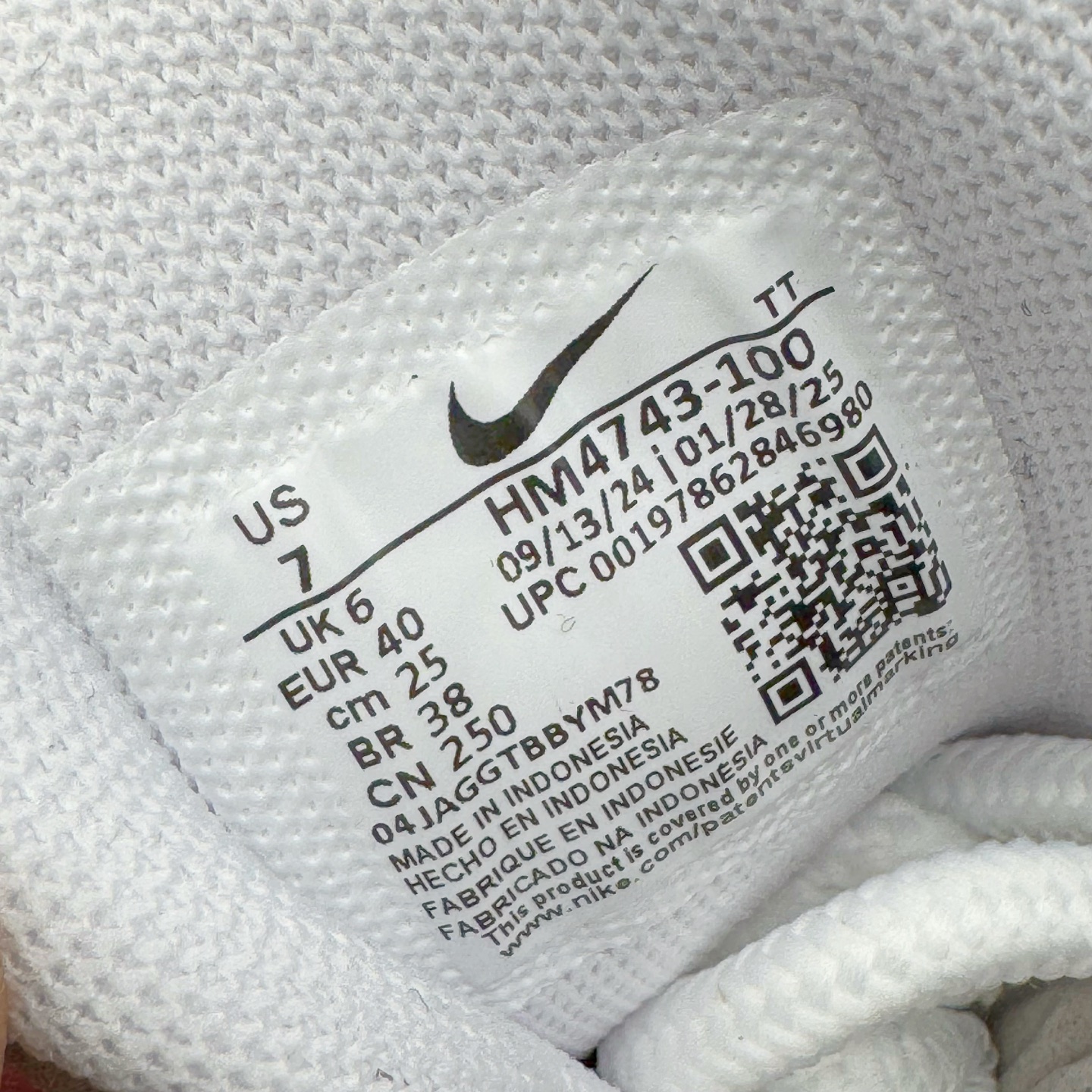 图片[11]-＃KZ神版 Levi\’s x NK Air Max 95 “White and Ecru”舒适耐磨 低帮跑步鞋 男女同款 李维斯联名米色 HM4743-100 亲自操刀耗时半年开发 重金购买全套印尼原厂纸板楦头开发 2025官方主推系列 致敬诞生30周年的传奇鞋型 Air Max 95 系列再度重磅复刻归来 以全新配色续写光辉历史 更以现代手法重塑经典 将复古风格与前沿科技完美融合 一比一鞋头弧度高度鞋身弧度 东莞原厂模具大底 一码一模 原厂高韧性Tpu 独家供应45.5 48.5 原厂特供同批次皮料与Zp零色差 原厂特供内外标均可过绿X扫描认证 独家原装Big Bubble气垫 气垫体积更大 提供更强的缓震性能和回弹性 进口玻璃冲刀皮料裁剪零毛边 电脑针车工艺 鞋面不留荧光细节 平台可冲 超高鞋面清洁度 最高QC检验标准 控制溢胶瑕疵 每一双都是工艺品 实拍调校N版已经零色差零失真 百分百还原实物色彩所见即所得 不存在货不对板色差等低级问题 选购参考实物拍摄 不混卖不参货 只用心做好货严格选品 承诺混一赔十 尺码：35.5 36 36.5 37.5 38 38.5 39 40 40.5 41 42 42.5 43 44 44.5 45 45.5 46 47.5 48.5-选品中心