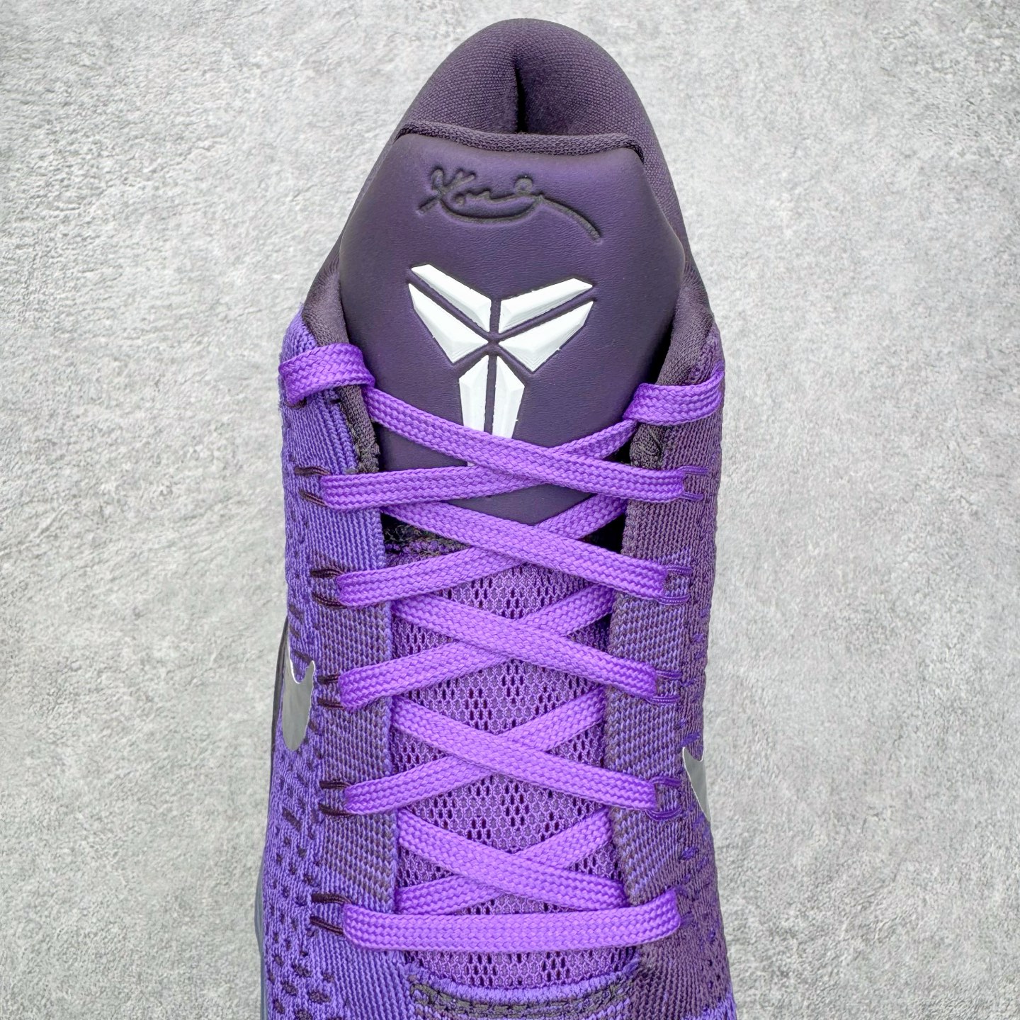 图片[5]-＃S2纯原 NK Kobe 9 Low EM PE 科比九代舒适减震防滑低帮篮球鞋 紫色 IM0465-500 React科技鞋垫加持 实战配置直接拉满 原楦纸板开发 鞋身流线型、后跟塑形 区分土肥圆 原厂针织鞋面一针一线匹配原版 全身鞋材卡料色独家定制 唯一万针立体刺绣SWOOSH 真实底模最大48.5 实战利器 专供海外市场 尺码：40 40.5 41 42 42.5 43 44 44.5 45 46 47.5 48.5 （脚宽、脚胖 建议买大半码）-选品中心