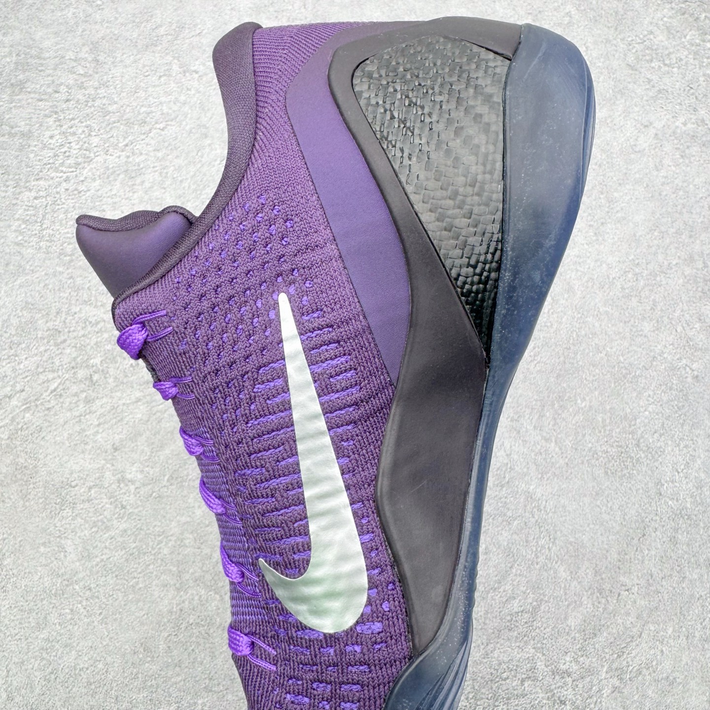 图片[7]-＃S2纯原 NK Kobe 9 Low EM PE 科比九代舒适减震防滑低帮篮球鞋 紫色 IM0465-500 React科技鞋垫加持 实战配置直接拉满 原楦纸板开发 鞋身流线型、后跟塑形 区分土肥圆 原厂针织鞋面一针一线匹配原版 全身鞋材卡料色独家定制 唯一万针立体刺绣SWOOSH 真实底模最大48.5 实战利器 专供海外市场 尺码：40 40.5 41 42 42.5 43 44 44.5 45 46 47.5 48.5 （脚宽、脚胖 建议买大半码）-选品中心