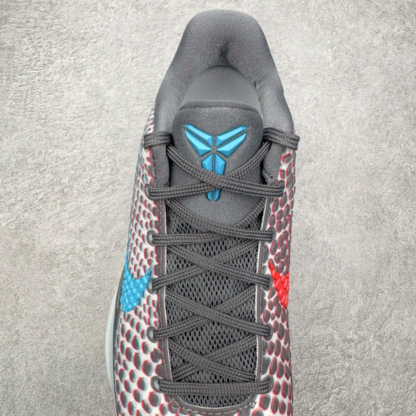 图片[5]-＃S2纯原 NK Zoom Kobe 6 Protro 科比六代 好莱坞鸳鸯 DD2305-003 原楦纸板开发 鞋身流线型、后跟塑形 区分土肥圆 Zoom Turbo气垫 后掌EVA缓震 实战配置直接拉满 原档数据3D打印 鞋面蛇鳞一颗一粒匹配原版 全身鞋材卡料色独家定制 唯一正确喷漆SWOOSH NK专利Flyknit飞线科技 给予鞋身足够抗扭矩力 真实底模最大47.5 实战利器 专供海外市场 尺码：40 40.5 41 42 42.5 43 44 44.5 45 46 47.5 48.5 （脚宽、脚胖 建议买大半码）-选品中心