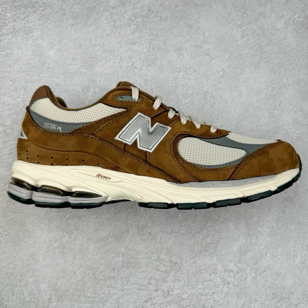 图片[9]-＃M纯原福利 New Balance M2002R NB新百伦潮流复古织物皮革减震防滑耐磨轻便低帮跑步鞋 原档数据独立私模大底 唯一正确六层组合大底 RB前软后硬 百分百还原原鞋脚感 基于市场现有版本全新升级调整 NB市场最强产物 全网最全配色加持 全套原楦原纸板原厂数据开发 全鞋电脑针车加持 原厂网布 原装进口头层翻毛皮料正确绒感卡色 正确中底拉帮中底网布细节 一比一手工擦旧效果 冲裁组合 匠心打造 耗时两个月开发完成 工艺极其复杂难度可想而知 高端零售专供产物 尺码：36 37 37.5 38 38.5 39.5 40 40.5 41.5 42 42.5 43 44 44.5 45 45.5 46.5 47-选品中心