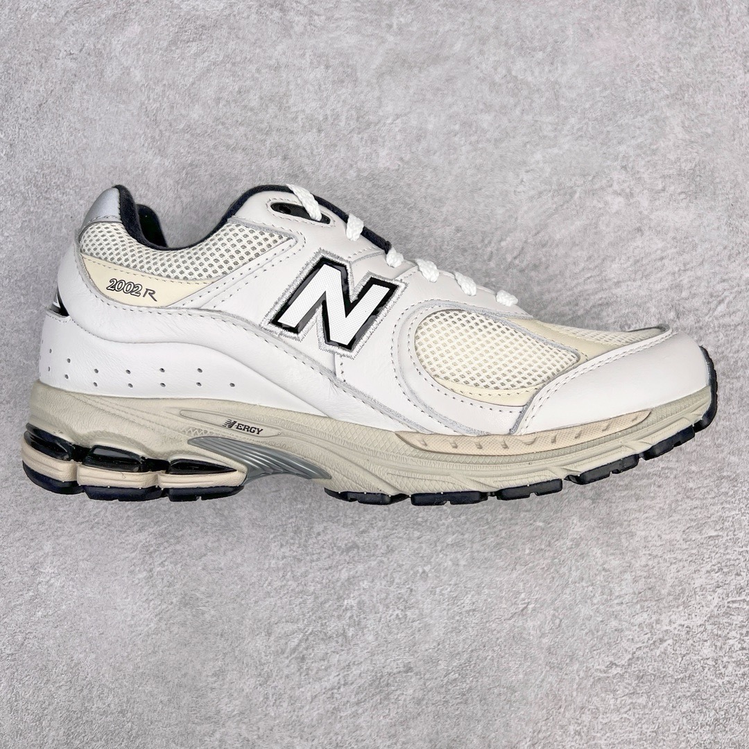 图片[8]-＃M纯原福利 New Balance M2002R NB新百伦潮流复古织物皮革减震防滑耐磨轻便低帮跑步鞋 原档数据独立私模大底 唯一正确六层组合大底 RB前软后硬 百分百还原原鞋脚感 基于市场现有版本全新升级调整 NB市场最强产物 全网最全配色加持 全套原楦原纸板原厂数据开发 全鞋电脑针车加持 原厂网布 原装进口头层翻毛皮料正确绒感卡色 正确中底拉帮中底网布细节 一比一手工擦旧效果 冲裁组合 匠心打造 耗时两个月开发完成 工艺极其复杂难度可想而知 高端零售专供产物 尺码：36 37 37.5 38 38.5 39.5 40 40.5 41.5 42 42.5 43 44 44.5 45 45.5 46.5 47-选品中心