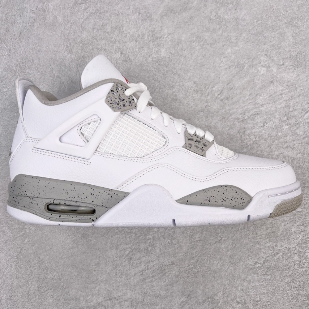 ＃KZ神版福利回馈 Air Jordan AJ4 Retro 白灰奥利奥 CT8527-100 独家外贸特供尺码含 45.5 49.5 50.5 国内外口碑最好最推荐的产品 市场中端王者 亲自操刀耗时半年巨作 全套原纸板楦头开发 确保原汁原味 完美呈现四代版型 一比一鞋头弧度高度鞋身弧度 此版本只针对中端市场 皮料材质有所更替 其他数据细节工艺流程均保持一致 绝不口嗨 细节品控鞋型随意秒杀市面3XX 4XX 原厂TPU网格鞋带扣 正确内里网布 菱角分明不变形无多余毛边 柔软性质感一致于原鞋 市场唯一原厂鞋扣模具 背面可见隐藏注塑口 原厂织唛标 原厂飞人电绣工艺 尾指中部跳三针 独家绑鞋带手法 印刷中底布 四线拉帮 米色美纹纸贴合固定 进口港宝加持 后跟自然饱满 全鞋荧光划线卡点 追求极致完美 每一双都是工艺品 多重QC质检 超越公司货的品控标准 实实在在的免检产品 尺码：40 40.5 41 42 42.5 43 44 44.5 45 45.5 46 47.5 48.5 49.5 50.5-选品中心