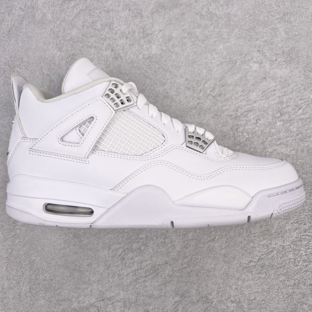 ＃KZ神版福利回馈 Air Jordan AJ4 Retro 纯白/白猫 308497-100 独家外贸特供尺码含 45.5 49.5 50.5 国内外口碑最好最推荐的产品 市场中端王者 亲自操刀耗时半年巨作 全套原纸板楦头开发 确保原汁原味 完美呈现四代版型 一比一鞋头弧度高度鞋身弧度 此版本只针对中端市场 皮料材质有所更替 其他数据细节工艺流程均保持一致 绝不口嗨 细节品控鞋型随意秒杀市面3XX 4XX 原厂TPU网格鞋带扣 正确内里网布 菱角分明不变形无多余毛边 柔软性质感一致于原鞋 市场唯一原厂鞋扣模具 背面可见隐藏注塑口 原厂织唛标 原厂飞人电绣工艺 尾指中部跳三针 独家绑鞋带手法 印刷中底布 四线拉帮 米色美纹纸贴合固定 进口港宝加持 后跟自然饱满 全鞋荧光划线卡点 追求极致完美 每一双都是工艺品 多重QC质检 超越公司货的品控标准 实实在在的免检产品 尺码：40 40.5 41 42 42.5 43 44 44.5 45 45.5 46 47.5 48.5 49.5 50.5-选品中心