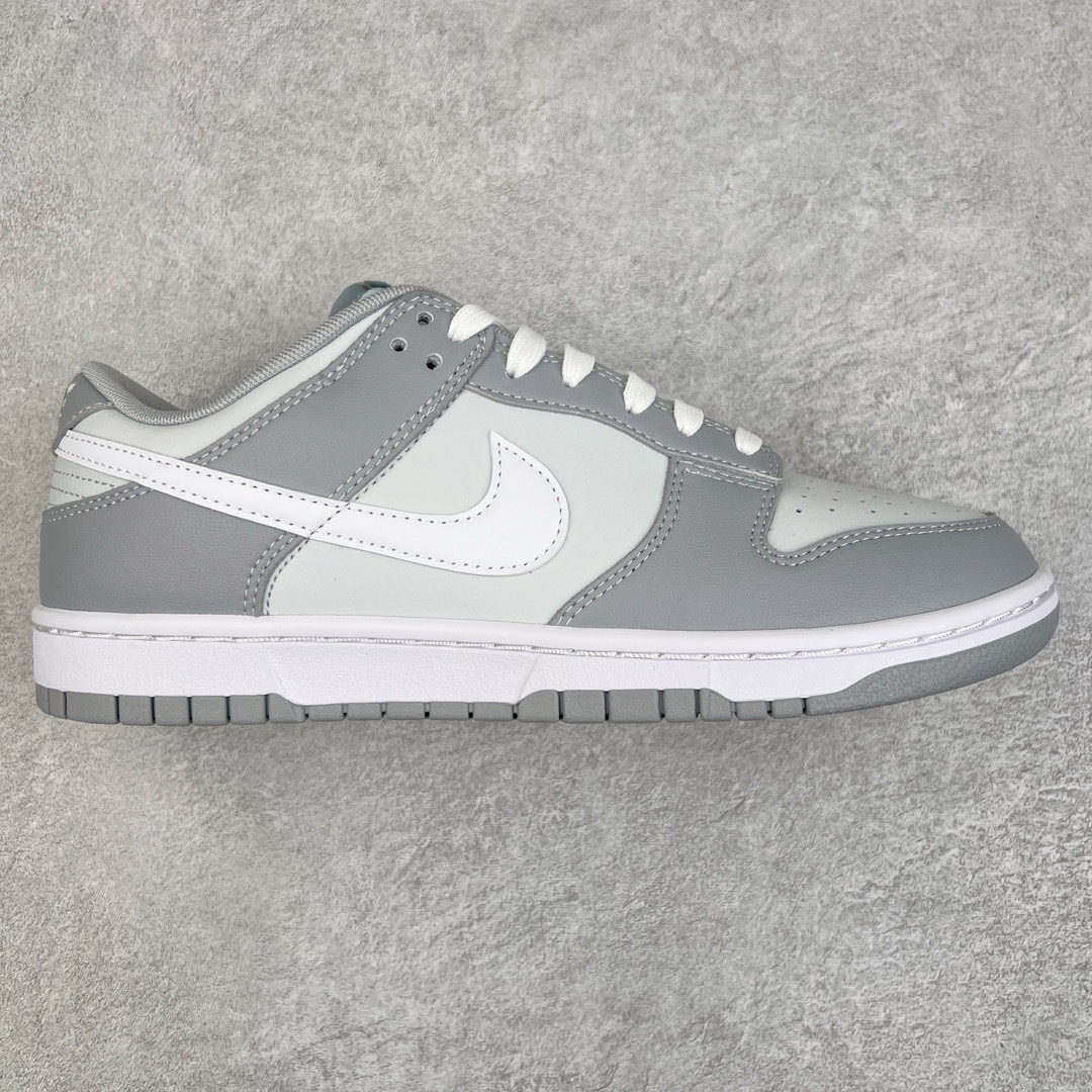 图片[4]-＃KZ神版 NK Dunk Low 毫无疑问市场中端王者 全码福利开炸 长期补货价格一步到位 毫无疑问市场中端王者 实力大厂出品 新配色陆续开发 利润个位数只为口碑 全套原纸板楦头开发 确保原汁原味 完美呈现DUNK版型 一比一鞋头弧度高度鞋身弧度 此版本只针对中端市场 皮料材质有所更替 其他数据细节工艺流程均保持一致 绝不口嗨 细节品控鞋型随意对比 独家私模官方第六代原厂航空铝磨具打磨大底 鞋头坡度极致还原 无解鞋型 原盒原配 圈内天花板工艺 原厂玻璃冲刀 超高清洁度 全鞋零毛边皮料切割 原厂中底布点胶 中底布拉帮走线遵循公司 尺码：36 36.5 37.5 38 38.5 39 40 40.5 41 42 42.5 43 44 44.5 45 46 47.5 48.5-选品中心