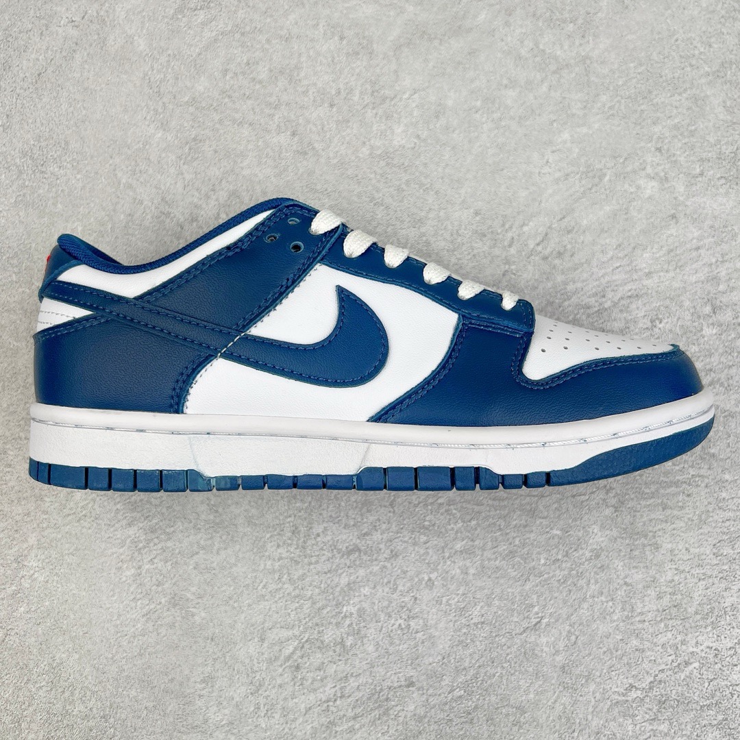 图片[6]-＃KZ神版 NK Dunk Low 毫无疑问市场中端王者 全码福利开炸 长期补货价格一步到位 毫无疑问市场中端王者 实力大厂出品 新配色陆续开发 利润个位数只为口碑 全套原纸板楦头开发 确保原汁原味 完美呈现DUNK版型 一比一鞋头弧度高度鞋身弧度 此版本只针对中端市场 皮料材质有所更替 其他数据细节工艺流程均保持一致 绝不口嗨 细节品控鞋型随意对比 独家私模官方第六代原厂航空铝磨具打磨大底 鞋头坡度极致还原 无解鞋型 原盒原配 圈内天花板工艺 原厂玻璃冲刀 超高清洁度 全鞋零毛边皮料切割 原厂中底布点胶 中底布拉帮走线遵循公司 尺码：36 36.5 37.5 38 38.5 39 40 40.5 41 42 42.5 43 44 44.5 45 46 47.5 48.5-选品中心