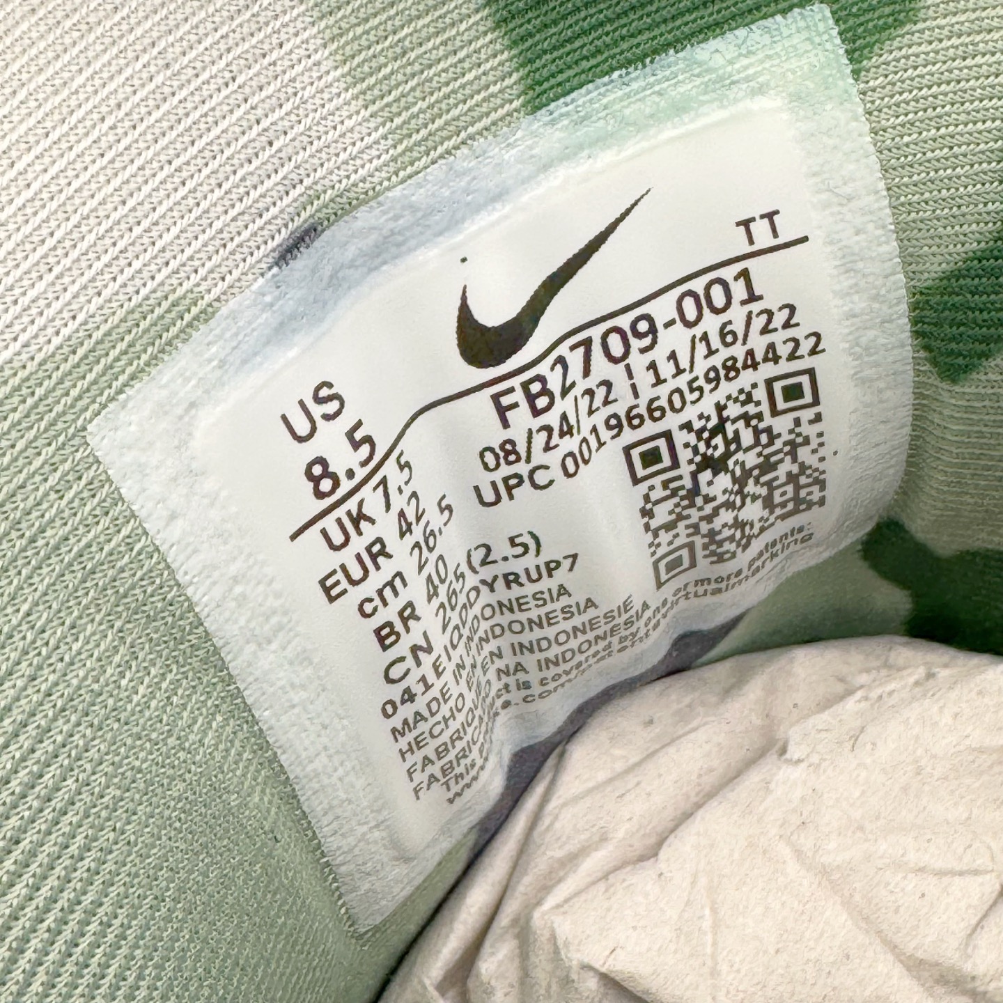 图片[12]-＃KZ神版 Corteiz x NK Air Max 95 联名复古舒适气垫运动鞋 黑红 FB2709-001 亲自操刀耗时半年开发 重金购买全套印尼原厂纸板楦头开发 2025官方主推系列 致敬诞生30周年的传奇鞋型 Air Max 95 系列再度重磅复刻归来 以全新配色续写光辉历史 更以现代手法重塑经典 将复古风格与前沿科技完美融合 一比一鞋头弧度高度鞋身弧度 东莞原厂模具大底 一码一模 原厂高韧性Tpu 独家供应45.5 48.5 原厂特供同批次皮料与Zp零色差 原厂特供内外标均可过绿X扫描认证 独家原装Big Bubble气垫 气垫体积更大 提供更强的缓震性能和回弹性 进口玻璃冲刀皮料裁剪零毛边 电脑针车工艺 鞋面不留荧光细节 平台可冲 超高鞋面清洁度 最高QC检验标准 控制溢胶瑕疵 每一双都是工艺品 实拍调校N版已经零色差零失真 百分百还原实物色彩所见即所得 不存在货不对板色差等低级问题 选购参考实物拍摄 不混卖不参货 只用心做好货严格选品 承诺混一赔十 尺码：40 40.5 41 42 42.5 43 44 44.5 45 45.5 46 47.5 48.5-选品中心