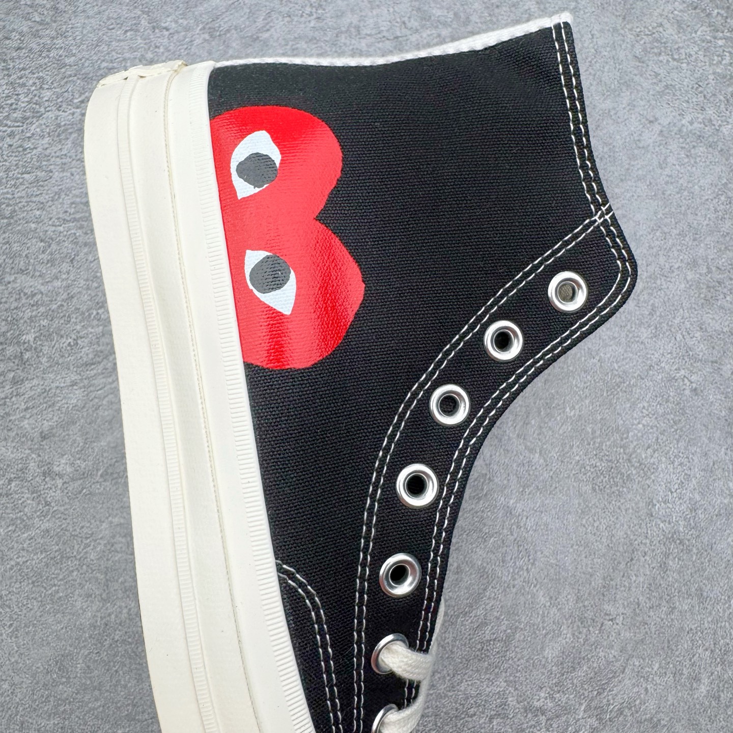 图片[6]-＃越南订单 裸鞋圈专属版本 CDG x Converse Chuck Taylor All Star 1970S 川久保玲爱心联名款经典款潮流耐磨帆布鞋 经典永不过时 十年老厂出品 平台正品订单 超稳定的品控清洁度 全套原厂材料配置 原厂硫化工艺 油性扁平尖头 原厂楦头纸板数据 一体化超软蓝底加持 超软EVA鞋垫 后掌灰色缓震胶 脚感一比一还原 耐磨橡胶大底 越南产内外标 原盒黑色吊牌 超高清洁度 随意冲正 如有更好白送 偏大一码 尺码：35 36 36.5 37 37.5 38 39 39.5 40 41 41.5 42 42.5 43 44-选品中心