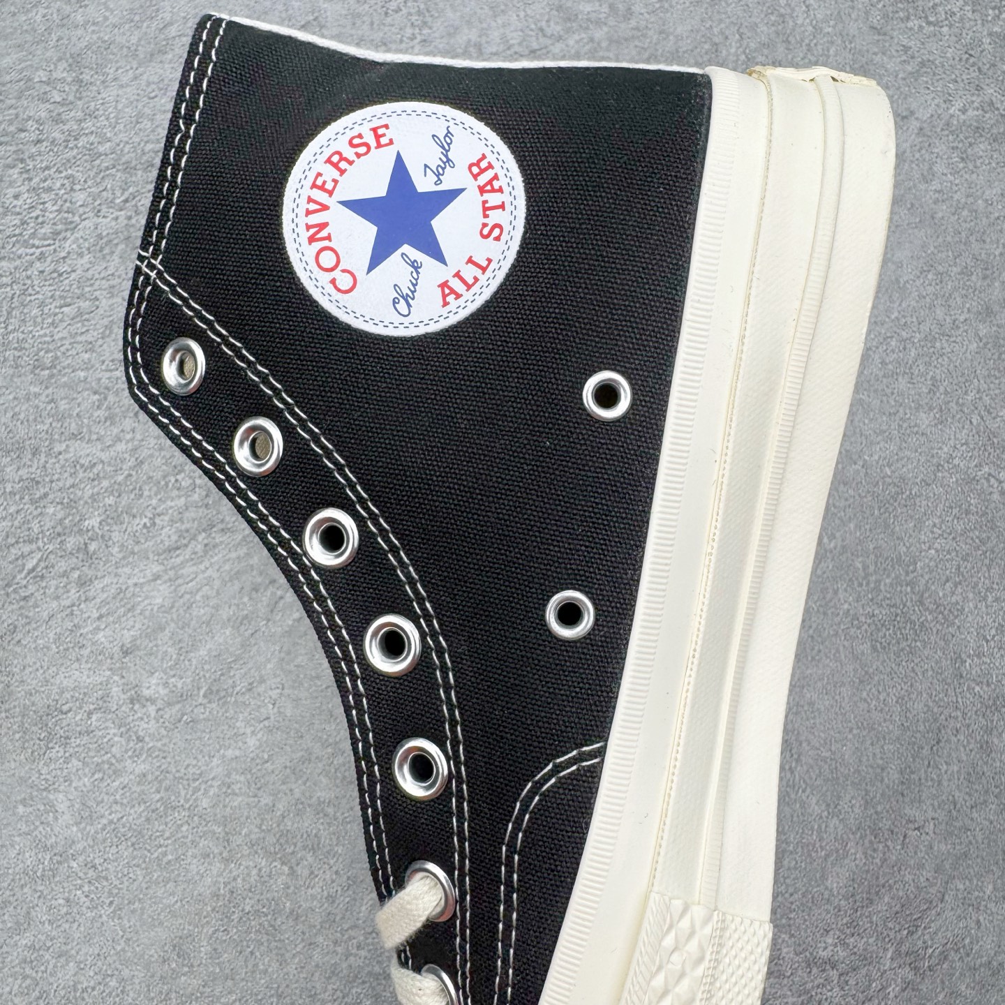 图片[7]-＃越南订单 裸鞋圈专属版本 CDG x Converse Chuck Taylor All Star 1970S 川久保玲爱心联名款经典款潮流耐磨帆布鞋 经典永不过时 十年老厂出品 平台正品订单 超稳定的品控清洁度 全套原厂材料配置 原厂硫化工艺 油性扁平尖头 原厂楦头纸板数据 一体化超软蓝底加持 超软EVA鞋垫 后掌灰色缓震胶 脚感一比一还原 耐磨橡胶大底 越南产内外标 原盒黑色吊牌 超高清洁度 随意冲正 如有更好白送 偏大一码 尺码：35 36 36.5 37 37.5 38 39 39.5 40 41 41.5 42 42.5 43 44-选品中心