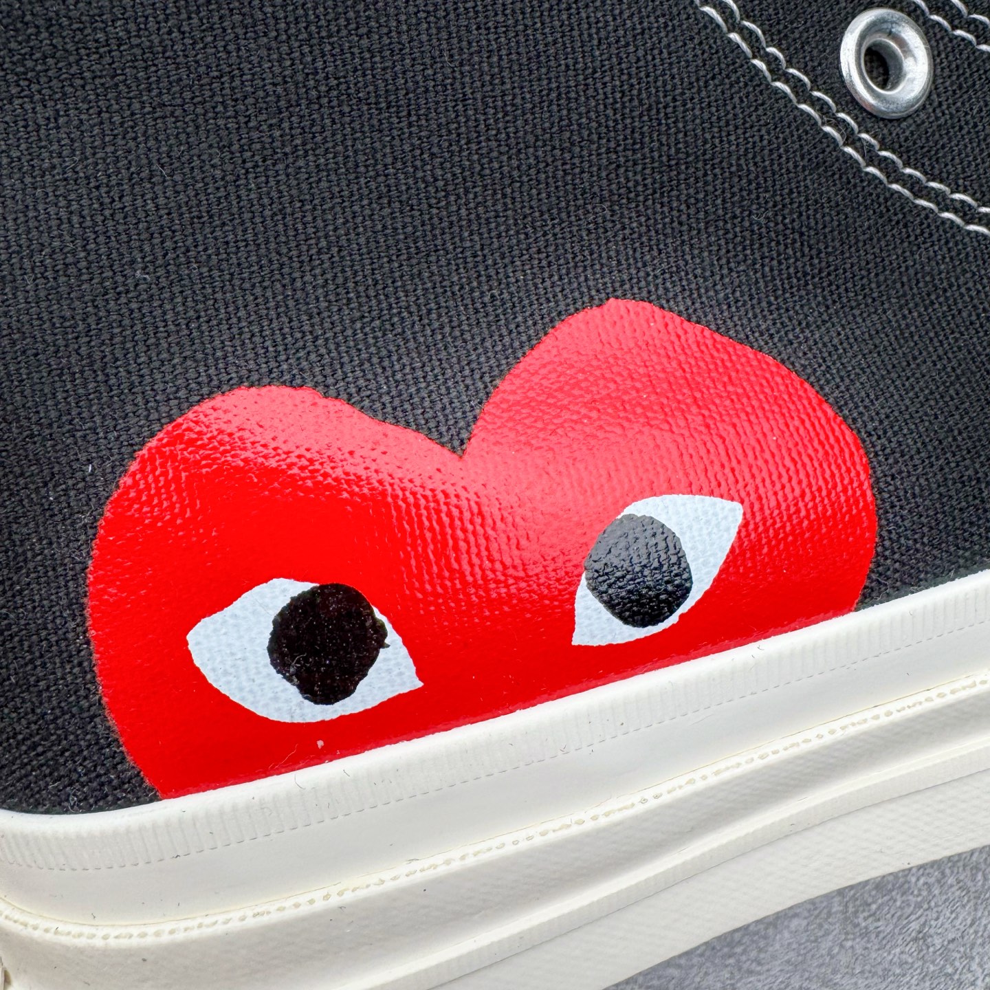 图片[21]-＃越南订单 裸鞋圈专属版本 CDG x Converse Chuck Taylor All Star 1970S 川久保玲爱心联名款经典款潮流耐磨帆布鞋 经典永不过时 十年老厂出品 平台正品订单 超稳定的品控清洁度 全套原厂材料配置 原厂硫化工艺 油性扁平尖头 原厂楦头纸板数据 一体化超软蓝底加持 超软EVA鞋垫 后掌灰色缓震胶 脚感一比一还原 耐磨橡胶大底 越南产内外标 原盒黑色吊牌 超高清洁度 随意冲正 如有更好白送 偏大一码 尺码：35 36 36.5 37 37.5 38 39 39.5 40 41 41.5 42 42.5 43 44-选品中心
