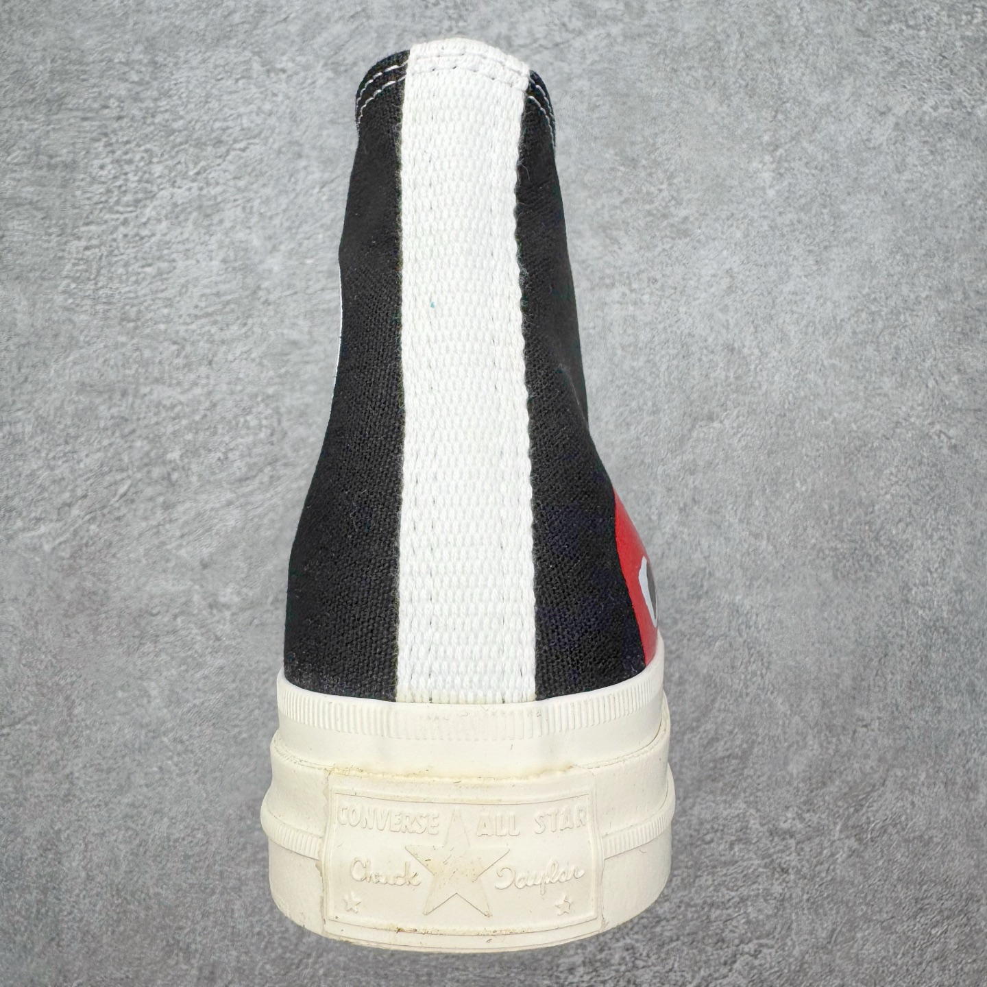 图片[8]-＃越南订单 裸鞋圈专属版本 CDG x Converse Chuck Taylor All Star 1970S 川久保玲爱心联名款经典款潮流耐磨帆布鞋 经典永不过时 十年老厂出品 平台正品订单 超稳定的品控清洁度 全套原厂材料配置 原厂硫化工艺 油性扁平尖头 原厂楦头纸板数据 一体化超软蓝底加持 超软EVA鞋垫 后掌灰色缓震胶 脚感一比一还原 耐磨橡胶大底 越南产内外标 原盒黑色吊牌 超高清洁度 随意冲正 如有更好白送 偏大一码 尺码：35 36 36.5 37 37.5 38 39 39.5 40 41 41.5 42 42.5 43 44-选品中心