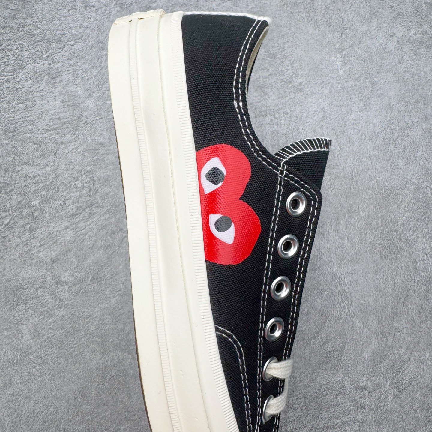 图片[6]-＃越南订单 裸鞋圈专属版本 CDG x Converse Chuck Taylor All Star 1970S 川久保玲爱心联名款经典款潮流耐磨帆布鞋 经典永不过时 十年老厂出品 平台正品订单 超稳定的品控清洁度 全套原厂材料配置 原厂硫化工艺 油性扁平尖头 原厂楦头纸板数据 一体化超软蓝底加持 超软EVA鞋垫 后掌灰色缓震胶 脚感一比一还原 耐磨橡胶大底 越南产内外标 原盒黑色吊牌 超高清洁度 随意冲正 如有更好白送 偏大一码 尺码：35 36 36.5 37 37.5 38 39 39.5 40 41 41.5 42 42.5 43 44-选品中心