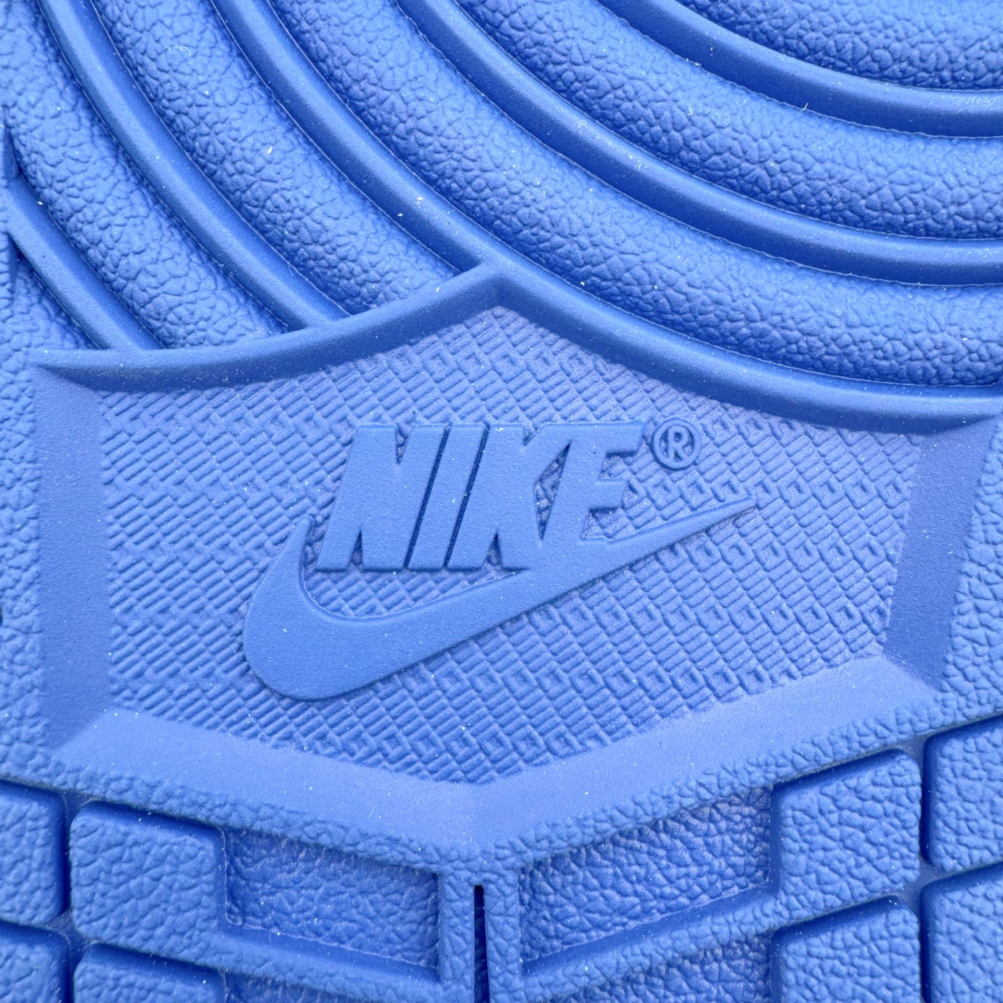 图片[21]-＃PK纯原 Union LA x Fragment Design x Air Jordan AJ1 Retro High NRG 藤原浩三方联名四色拼接灰 闪电黑蓝 IO7847-001 圈内最强系列 高端零售特供批次 产品品控稳定性领先行业 各方面均可对飙L版 良心定价不杀猪 SZ原厂全套原楦原纸板冲刀磨具开发 原厂皮料加持 原厂港宝加持定型后跟R度完美 同源原厂电绣 飞翼针数密度立体效果一致 百分百一致原鞋 原厂拉帮工艺 针距密度一致 后跟弧度收口自然不对折 极致一眼正品既视感 进口玻璃冲刀皮料裁剪零毛边 全鞋电脑针车工艺 品控清洁度最高QC检验标准 免检产品 原厂订购鞋盒、鞋标、防尘纸、鞋撑、鞋带 追求极致的原厂味道 尺码：36 36.5 37.5 38 38.5 39 40 40.5 41 42 42.5 43 44 44.5 45 46 47.5-选品中心