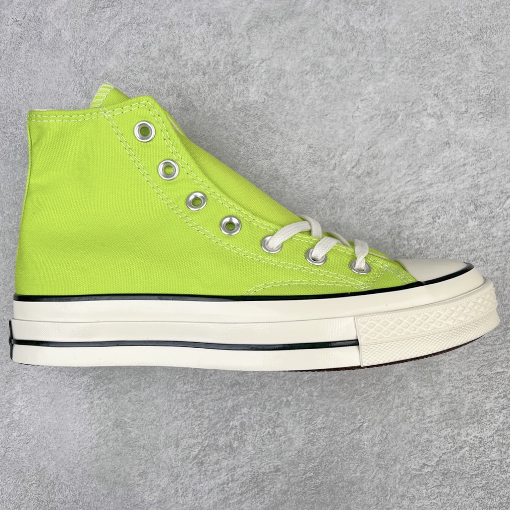 图片[9]-＃越南订单 裸鞋圈专属版本 Converse Chuck All Star 1970S 经典款潮流耐磨帆布鞋 经典永不过时 十年老厂出品 平台正品订单 超稳定的品控清洁度 全套原厂材料配置 原厂硫化工艺 油性扁平尖头 原厂楦头纸板数据 一体化超软蓝底加持 超软EVA鞋垫 后掌灰色缓震胶 脚感一比一还原 耐磨橡胶大底 越南产内外标 原盒黑色吊牌 超高清洁度 随意冲正 如有更好白送 偏大一码 尺码：35 36 36.5 37 37.5 38 39 39.5 40 41 41.5 42 42.5 43 44 CDG-选品中心