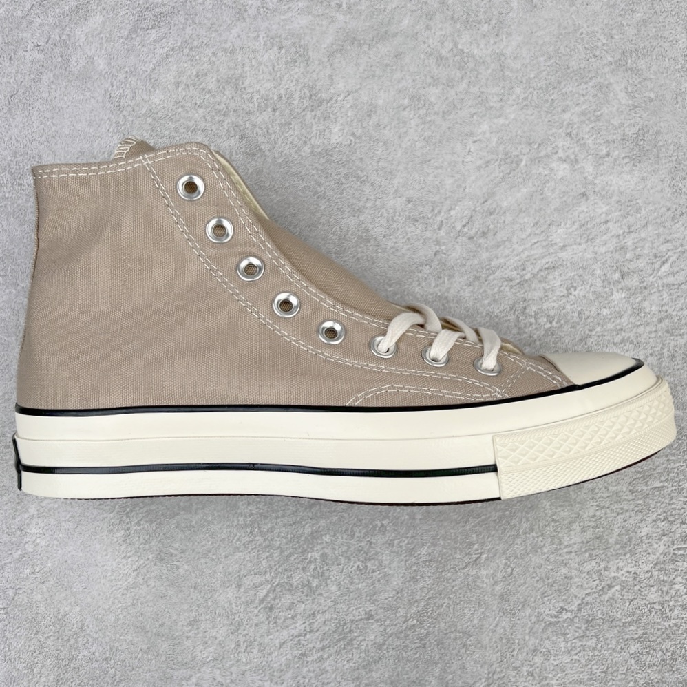 图片[10]-＃越南订单 裸鞋圈专属版本 Converse Chuck All Star 1970S 经典款潮流耐磨帆布鞋 经典永不过时 十年老厂出品 平台正品订单 超稳定的品控清洁度 全套原厂材料配置 原厂硫化工艺 油性扁平尖头 原厂楦头纸板数据 一体化超软蓝底加持 超软EVA鞋垫 后掌灰色缓震胶 脚感一比一还原 耐磨橡胶大底 越南产内外标 原盒黑色吊牌 超高清洁度 随意冲正 如有更好白送 偏大一码 尺码：35 36 36.5 37 37.5 38 39 39.5 40 41 41.5 42 42.5 43 44 CDG-选品中心