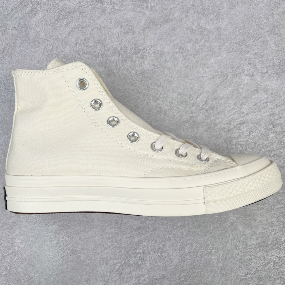 ＃越南订单 裸鞋圈专属版本 Converse Chuck All Star 1970S 经典款潮流耐磨帆布鞋 经典永不过时 十年老厂出品 平台正品订单 超稳定的品控清洁度 全套原厂材料配置 原厂硫化工艺 油性扁平尖头 原厂楦头纸板数据 一体化超软蓝底加持 超软EVA鞋垫 后掌灰色缓震胶 脚感一比一还原 耐磨橡胶大底 越南产内外标 原盒黑色吊牌 超高清洁度 随意冲正 如有更好白送 偏大一码 尺码：35 36 36.5 37 37.5 38 39 39.5 40 41 41.5 42 42.5 43 44-选品中心