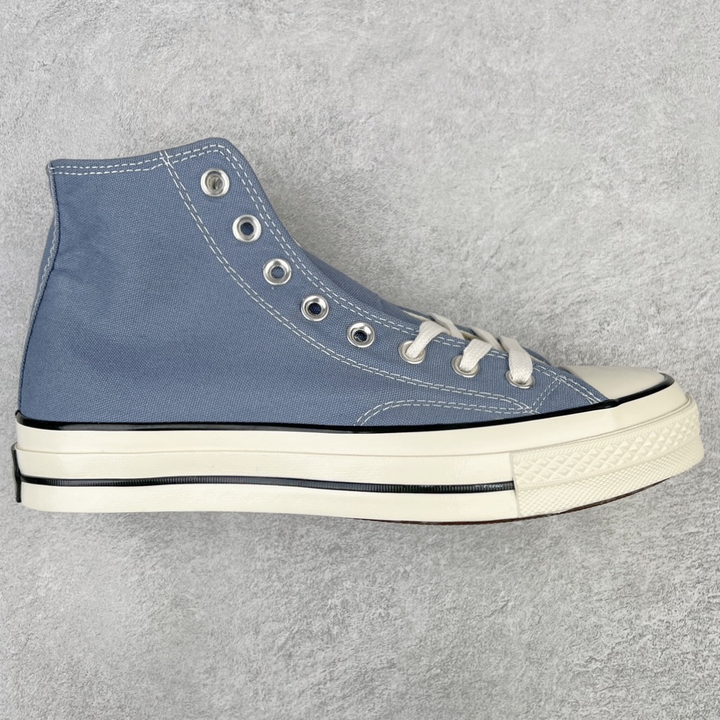 ＃越南订单 裸鞋圈专属版本 Converse Chuck All Star 1970S 经典款潮流耐磨帆布鞋 经典永不过时 十年老厂出品 平台正品订单 超稳定的品控清洁度 全套原厂材料配置 原厂硫化工艺 油性扁平尖头 原厂楦头纸板数据 一体化超软蓝底加持 超软EVA鞋垫 后掌灰色缓震胶 脚感一比一还原 耐磨橡胶大底 越南产内外标 原盒黑色吊牌 超高清洁度 随意冲正 如有更好白送 偏大一码 尺码：35 36 36.5 37 37.5 38 39 39.5 40 41 41.5 42 42.5 43 44-选品中心