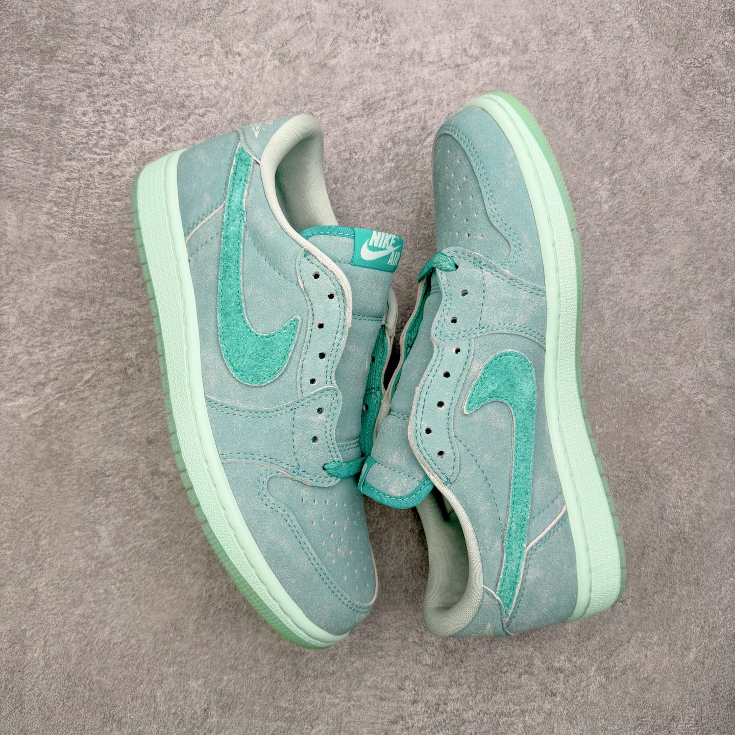 ＃KZ神版 Air Jordan AJ1 Low OG 低帮 水洗蓝绿 HQ8111-300 外贸特供批