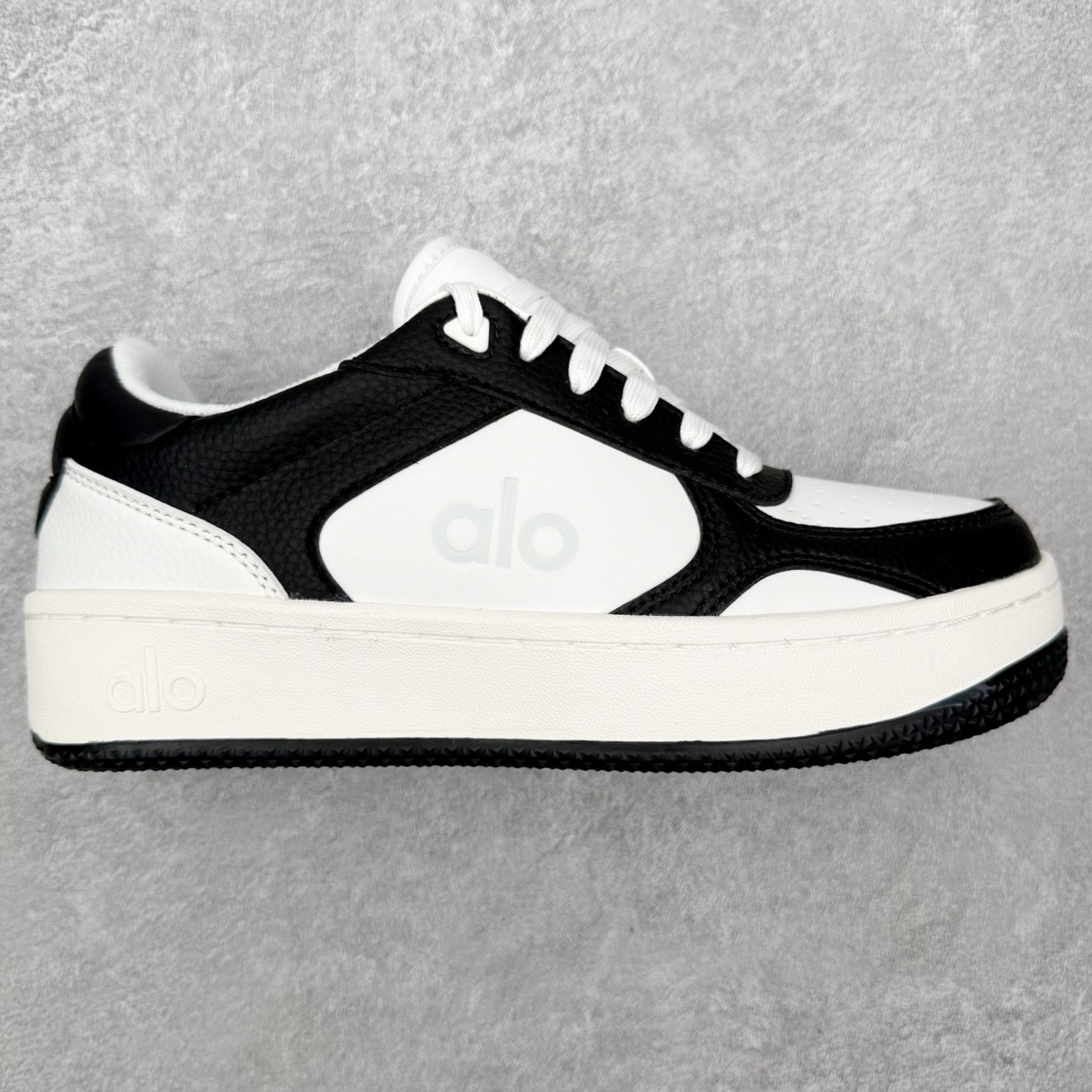 Alo yoga 易梦玲 Jisoo智秀 等多位明星同款上脚 主打各大平台外贸主推大厂采购原材料多处细节