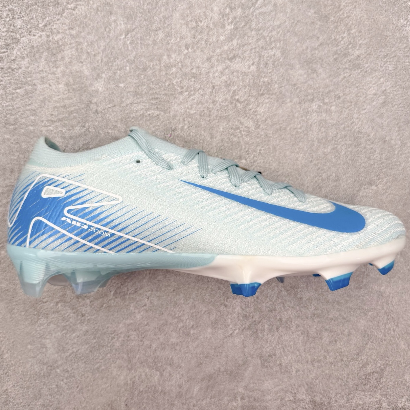 NK Mercurial Vapor Elite 刺客系列实战足球鞋 原代工厂出品 全进口机台生产设备 百分百采用优质原材料 严格按照工艺流程生产 确保每一双鞋都符合原厂标准 确保与原版无二 打造最纯粹的实战体验 高端的东西 品质全在细节里 全网品质最强足球鞋 没有之一（支持高强度实战）尺码：35 36 36.5 37.5 38 38.5 39 40 40.5 41 42 42.5 43 44 44.5 45-选品中心