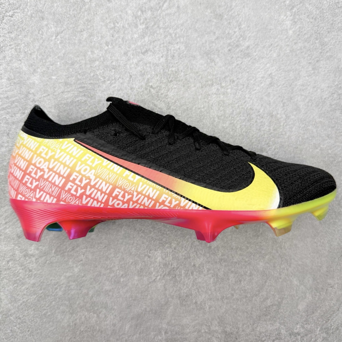 NK Mercurial Vapor Elite 刺客系列实战足球鞋 原代工厂出品 全进口机台生产设备 百分百采用优质原材料 严格按照工艺流程生产 确保每一双鞋都符合原厂标准 确保与原版无二 打造最纯粹的实战体验 高端的东西 品质全在细节里 全网品质最强足球鞋 没有之一（支持高强度实战）尺码：35 36 36.5 37.5 38 38.5 39 40 40.5 41 42 42.5 43 44 44.5 45-选品中心