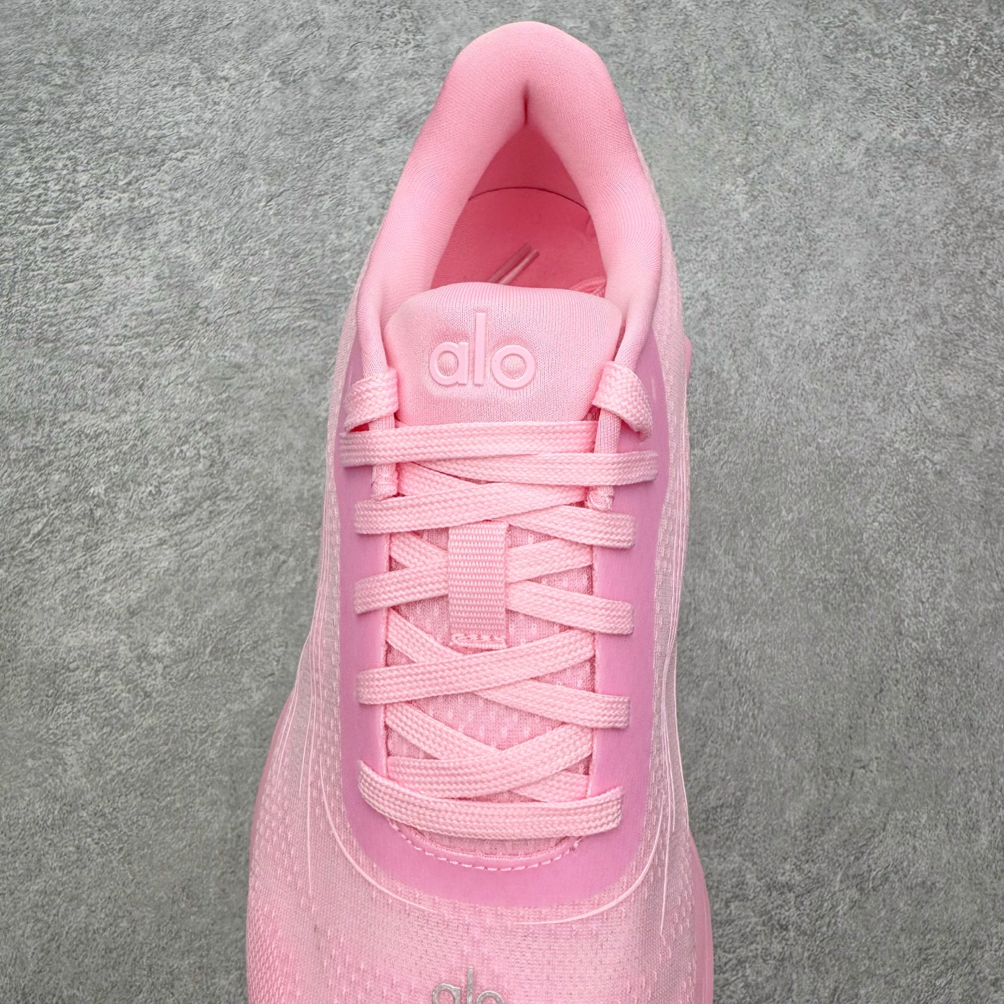 ＃Lw纯原 Alo yoga Alo Runner 舒适百搭防滑耐磨低帮跑步鞋 Alo Yoga于200