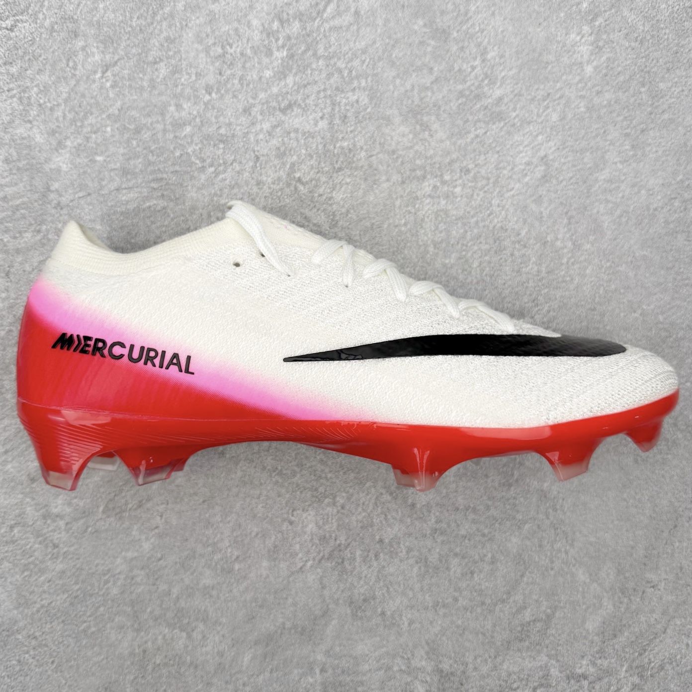NK Mercurial Vapor Elite 刺客系列实战足球鞋 原代工厂出品 全进口机台生产设备 百分百采用优质原材料 严格按照工艺流程生产 确保每一双鞋都符合原厂标准 确保与原版无二 打造最纯粹的实战体验 高端的东西 品质全在细节里 全网品质最强足球鞋 没有之一（支持高强度实战）尺码：35 36 36.5 37.5 38 38.5 39 40 40.5 41 42 42.5 43 44 44.5 45-选品中心