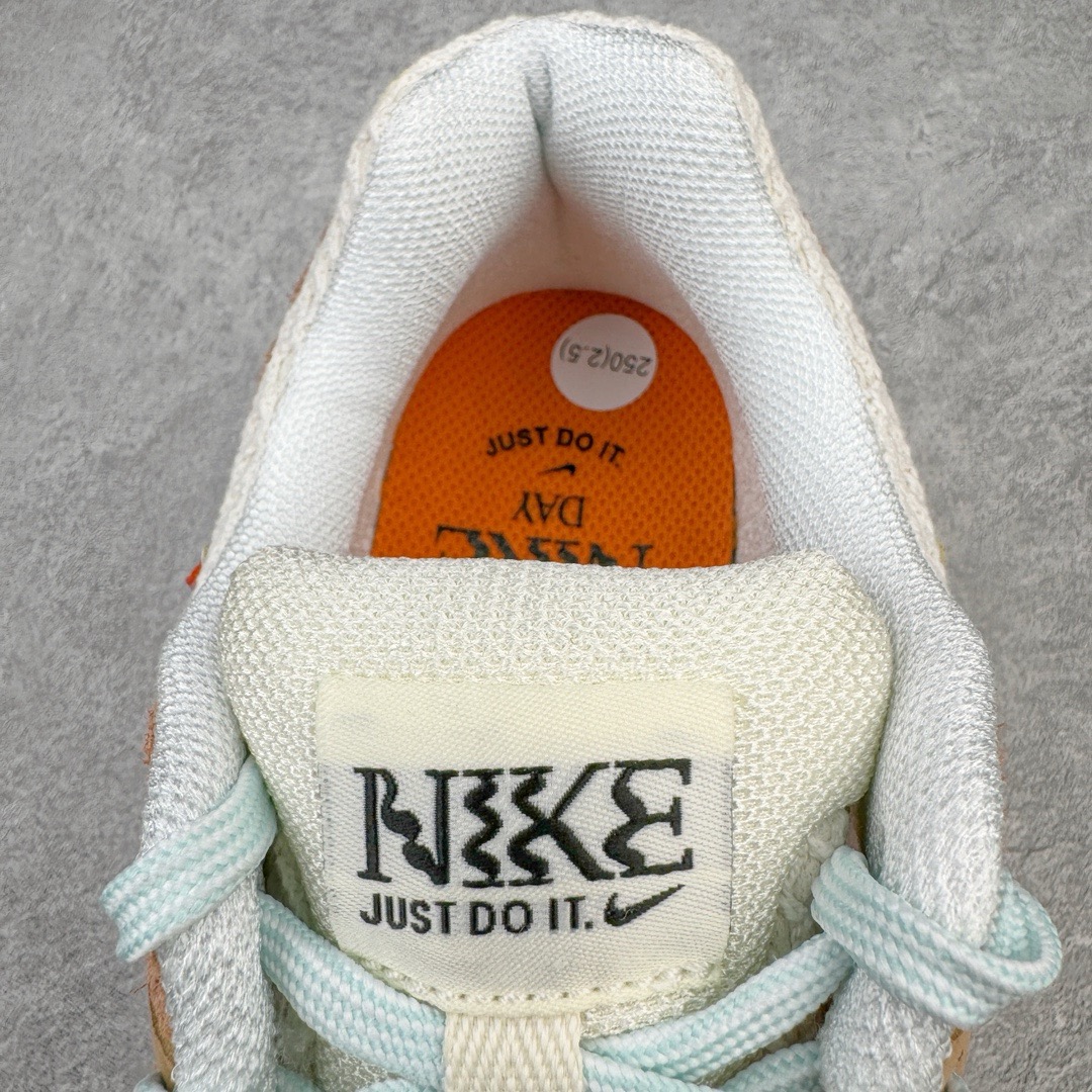 图片[14]-＃HP纯原 NK Air Zoom Vomero 5 经典复古潮流运动跑鞋 FN8889-181 原装纸板楦头开发 独家私模八层组合大底 市场唯一正确版本 进口三文治网面 融蕴繁复设计风范和丰富层次感 缔造运动鞋佳选 助你轻松型出范 开辟独属于自己的路 鞋款采用多层设计 融入织物与合成材质 塑就本季出众鞋款 合成材质与织物组合鞋面 经久耐穿 后跟网眼拼接和透气孔设计 轻盈透气Zoom Air缓震配置提供出色回弹缓震性能 实现快速离地的出众脚感 巧糅科技感和低调设计 为鞋款注入反光细节 令你迈步间尽显闪耀魅力 结合中性色调 让你驾驭不同穿搭 打造非凡造型 尺码：36 36.5 37.5 38 38.5 39 40 40.5 41 42 42.5 43 44 44.5 45 46-选品中心