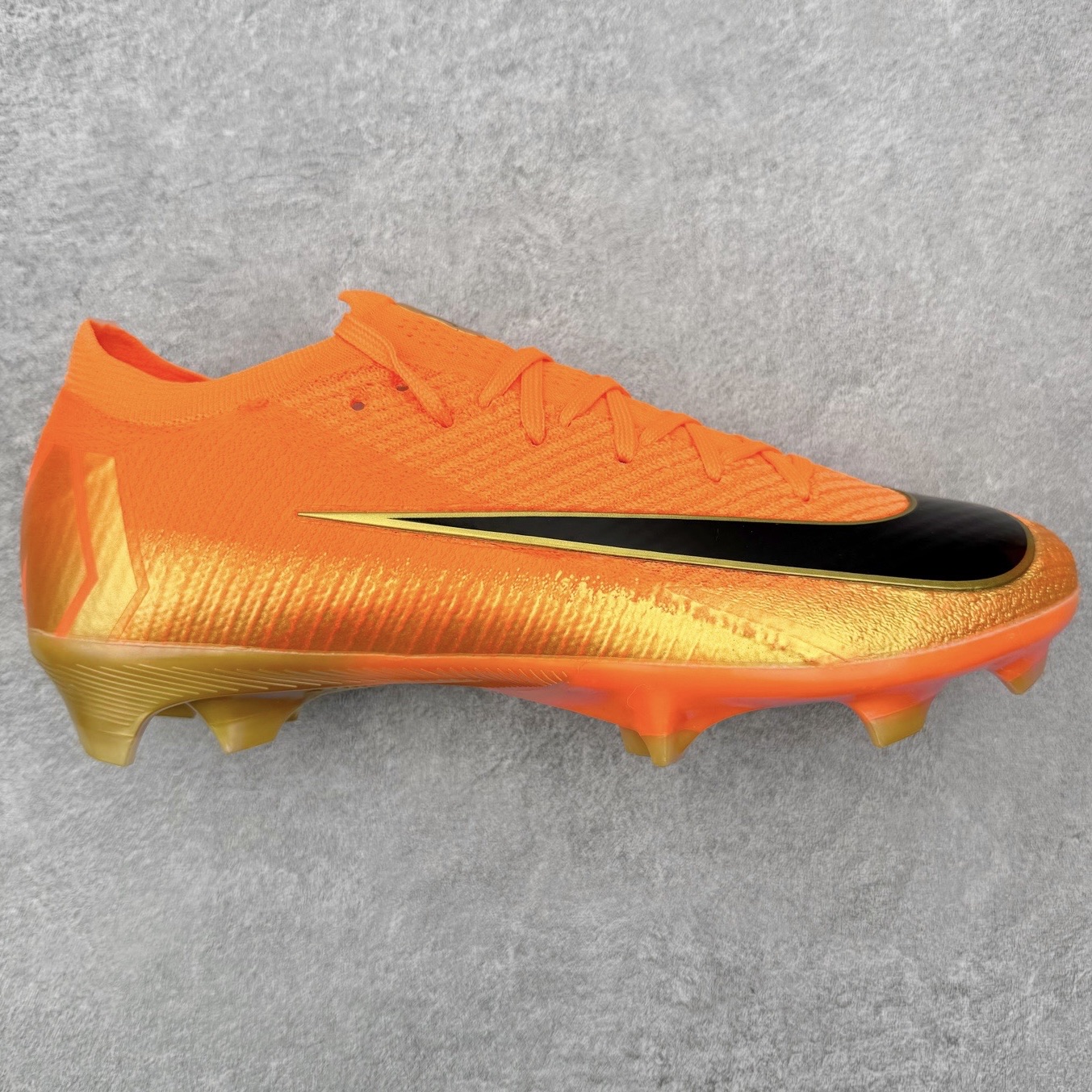 NK Mercurial Vapor Elite 刺客系列实战足球鞋 原代工厂出品 全进口机台生产设备 百分百采用优质原材料 严格按照工艺流程生产 确保每一双鞋都符合原厂标准 确保与原版无二 打造最纯粹的实战体验 高端的东西 品质全在细节里 全网品质最强足球鞋 没有之一（支持高强度实战）尺码：35 36 36.5 37.5 38 38.5 39 40 40.5 41 42 42.5 43 44 44.5 45-选品中心
