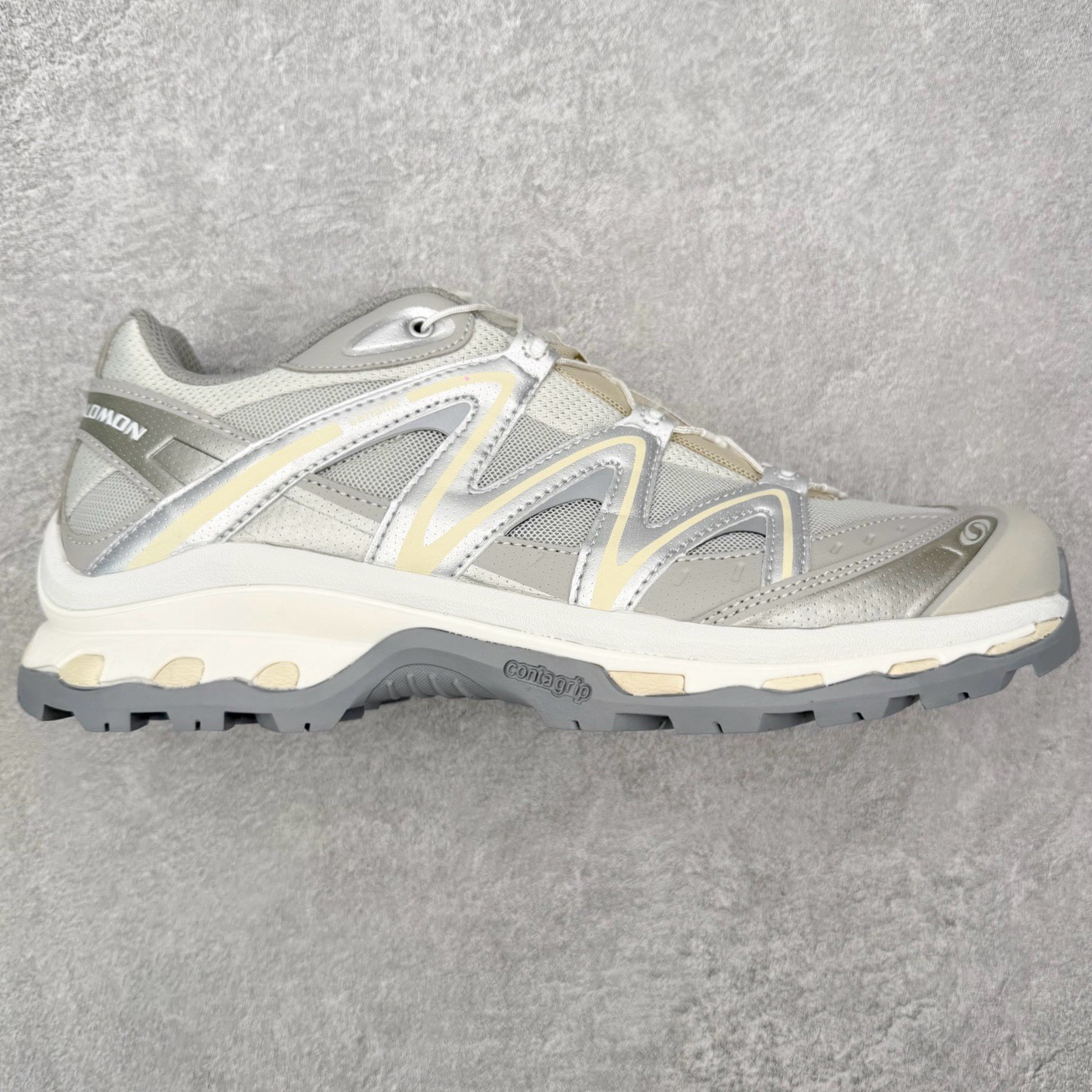图片[2]-＃PK4.0 Salomon XT-QUEST ADV 萨洛蒙潮流越野机能户外功能鞋 基于市场现有版本全新升级调整改良 现阶段市场最强产物 全新主色陆续出货 大底描漆工整零瑕疵 鞋头定型弧度完美 纯原外贸平台特供订单 耗时半年巨作 全套原纸板楦头开发 原厂特供网布配套加持 确保原汁原味 完美呈现版型 原档数据独家私模五层组合大底 男女鞋同步官方开发至46.5 原装Ortholite轻量化鞋垫 中底布带钢印编号 原厂TPU锁扣 进口港宝加持 后跟自然饱满 还原公司包裹性 基于 SALOMON 初代 XT 鞋身造型并搭载 4D ADVANCED CHASSIS™ 大底打造而成 为这款 XT-QUEST 带来了多项足部控制与保护等功能性 如在运动过程中控制左右晃动的过程而提高稳定性、改善长途越野过程中足中到足尖的过渡、提高感知岩石的精确度以抵抗尖锐物体对脚底的伤害以及采用动态缓冲来增强穿着舒适感 从而减轻疲劳感 使XT-QUEST 成为一双舒适且安全的户外之履 尺码：36 36.5 37.5 38 38.5 39 40 40.5 41 42 42.5 43 44 44.5 45-选品中心