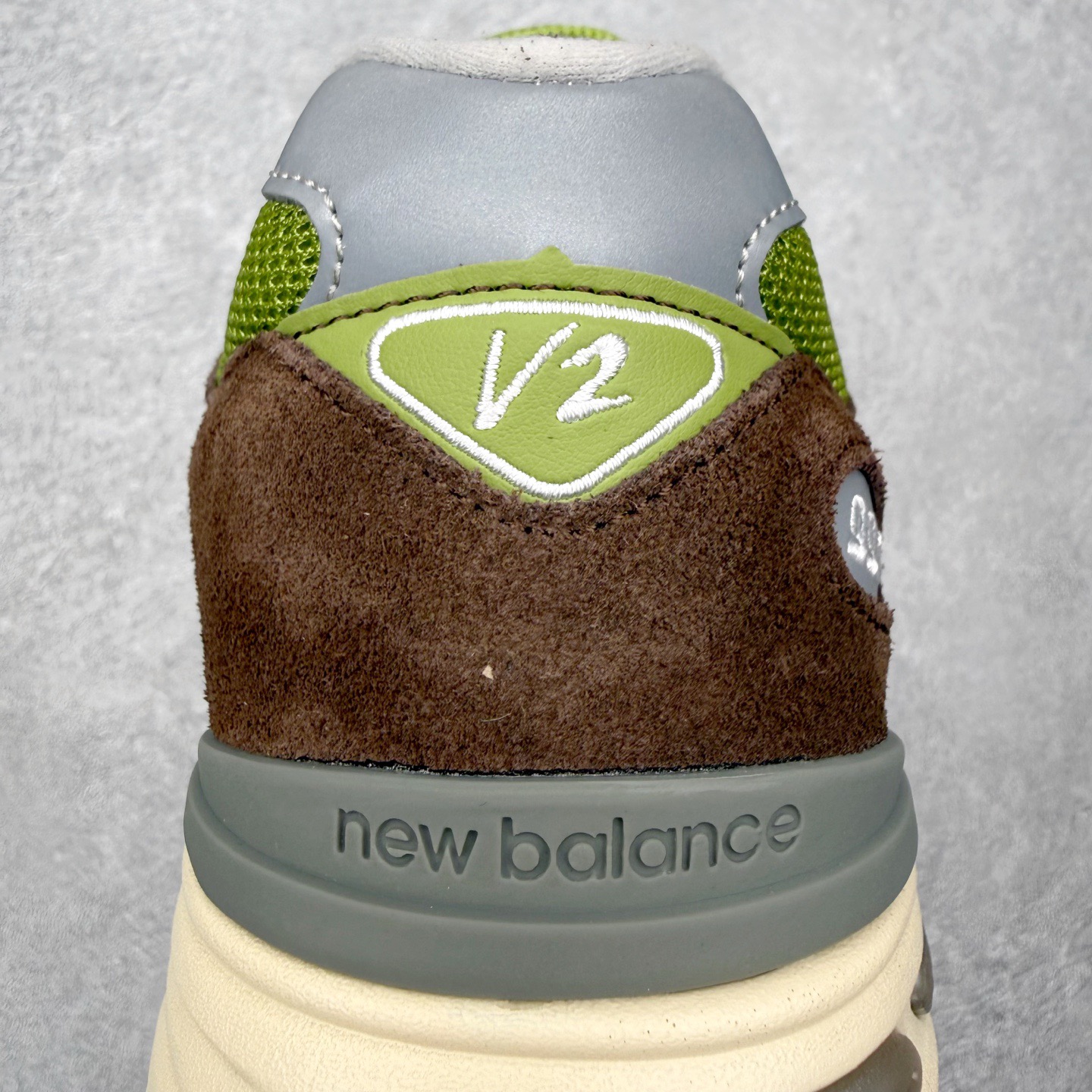 ＃总裁 KITH x Daniëlle Cathari × New Balance NB991 V2 R
