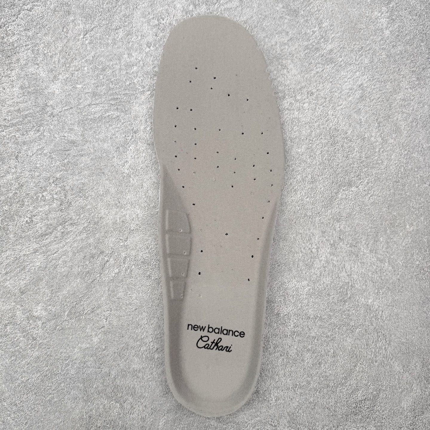 ＃总裁 KITH x Daniëlle Cathari × New Balance NB991 V2 R