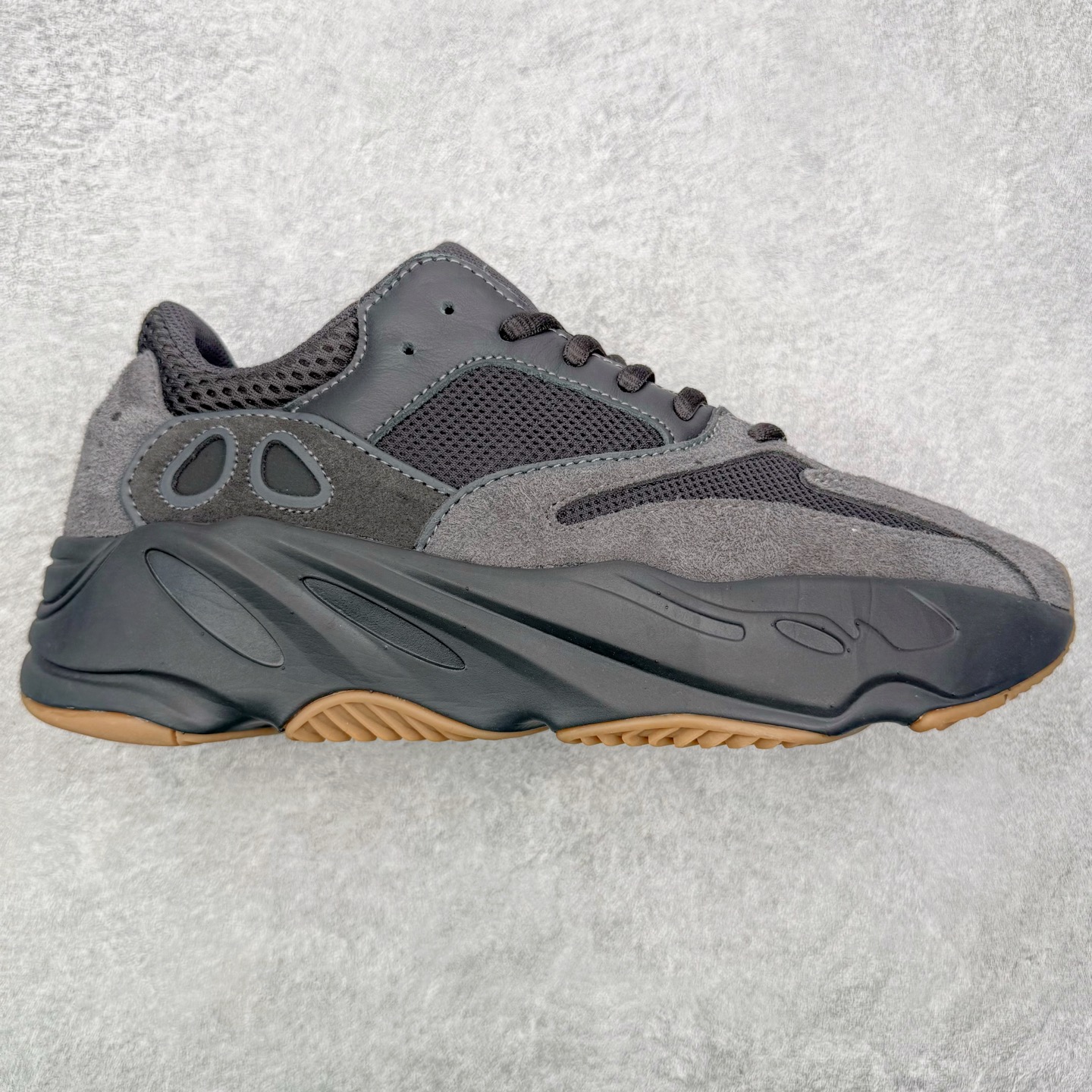 ＃纯原 Yeezy Boost Runner 700V1 V2 系列 原楦原纸板开发 完美低趴原鞋韵味 