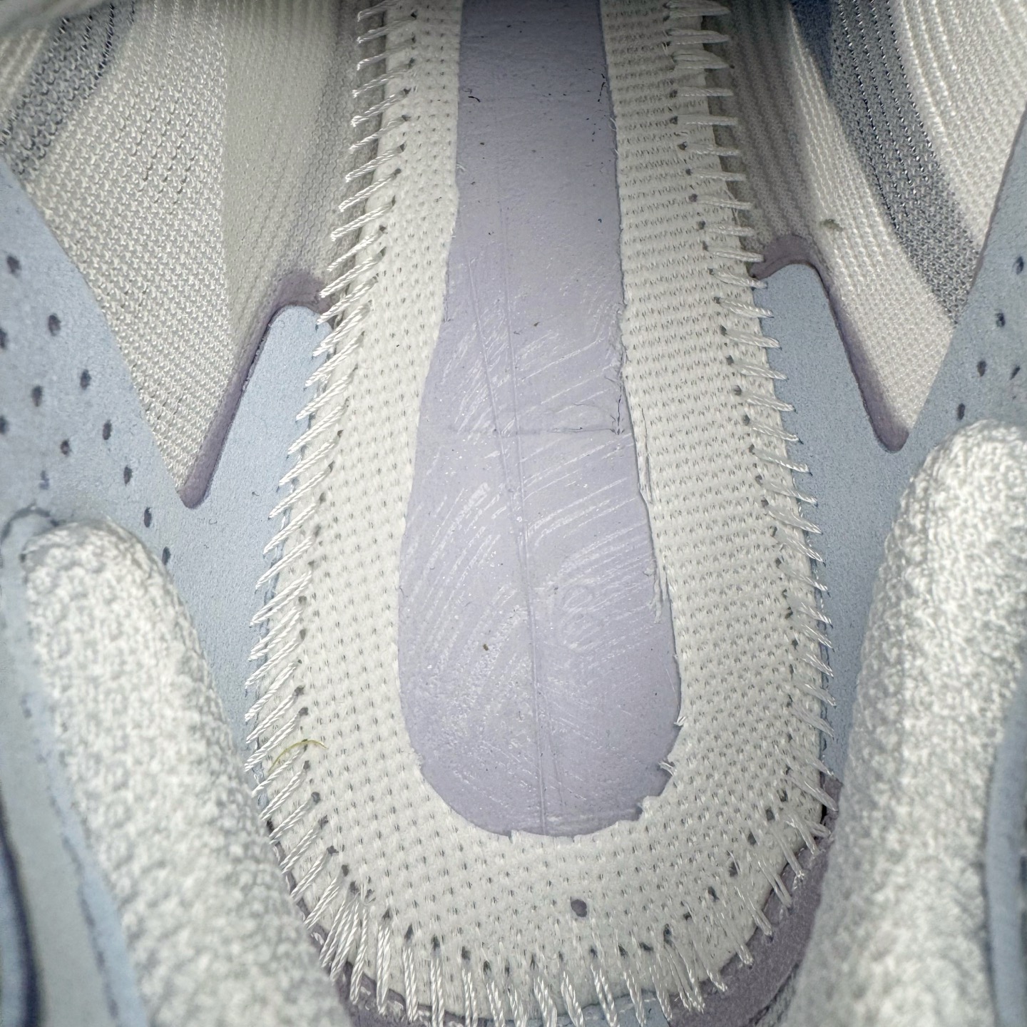 图片[10]-＃QD纯原 Jakob A. Ingebrigtsen x NK Zoom VaporFly Next 4% 舒适百搭透气回弹低帮短跑马拉松跑步鞋 HF6414-001 泰光Zp特供批次 市面唯一支持实战的跑鞋 原档案数据原厂网纱 正确高频花纹 前后掌内置Zoom Air气垫 原装MD大底 脚感完美还原 原盒原配 QC检验、钢印 俱全 原底科技 同步原版 脚感堪比Boost 采用精致醒目设计，精准诠释雅各布·因格布里格森的风格，聚焦他的核心信念：家庭与夺冠。该鞋款在前代鞋款的基础上减轻重量，但不影响性能表现。碳纤维 Flyplate 结合出众回弹的ZoomX泡绵中底，缔造比赛日佳选，令你快意难挡，疾速冲刺。这款公路竞速跑步鞋具备匠心品质，无论是日常畅跑还是马拉松，皆可轻松驾驭，是雅各布的信赖之选。尺码：36 36.5 37.5 38 38.5 39 40 40.5 41 42 42.5 43 44 44.5 45-选品中心
