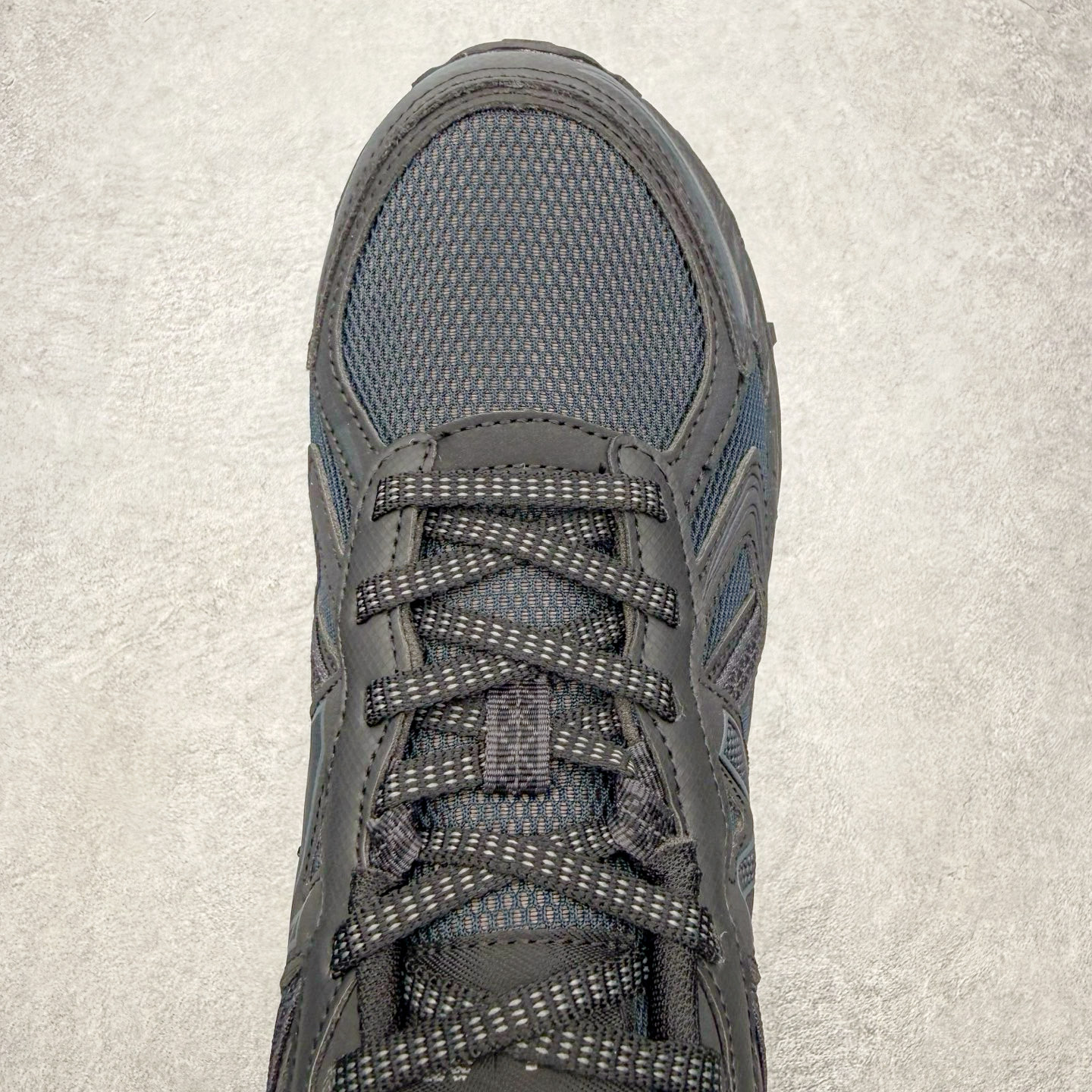 图片[4]-NEW BALANCE NB410 新百伦复古老爹鞋户外越野跑鞋 适合OUTDOOR搭配AT TREAD户外大底 给予优良抓地力 内侧support area给予良好稳定性 鞋领口山岳及鞋面等高线细节 将OUTDOOR元素完整置入COMFORT Iinsert 脚感升级 尺码：36 36.5 37 37.5 38 38.5 39 40 40.5 41 42 42.5 43 44 45-选品中心