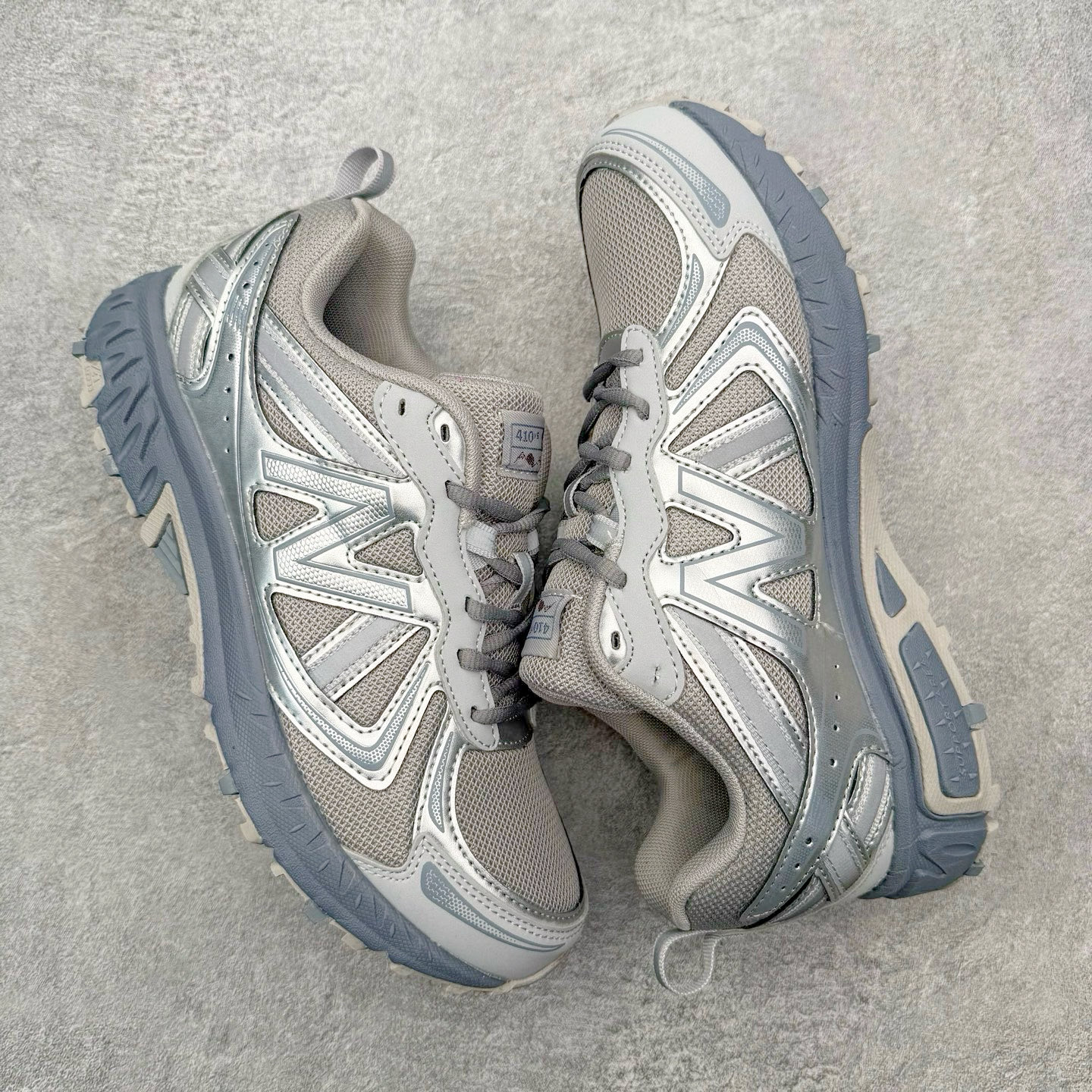 图片[3]-NEW BALANCE NB410 新百伦复古老爹鞋户外越野跑鞋 适合OUTDOOR搭配AT TREAD户外大底 给予优良抓地力 内侧support area给予良好稳定性 鞋领口山岳及鞋面等高线细节 将OUTDOOR元素完整置入COMFORT Iinsert 脚感升级 尺码：36 36.5 37 37.5 38 38.5 39 40 40.5 41 42 42.5 43 44 45-选品中心