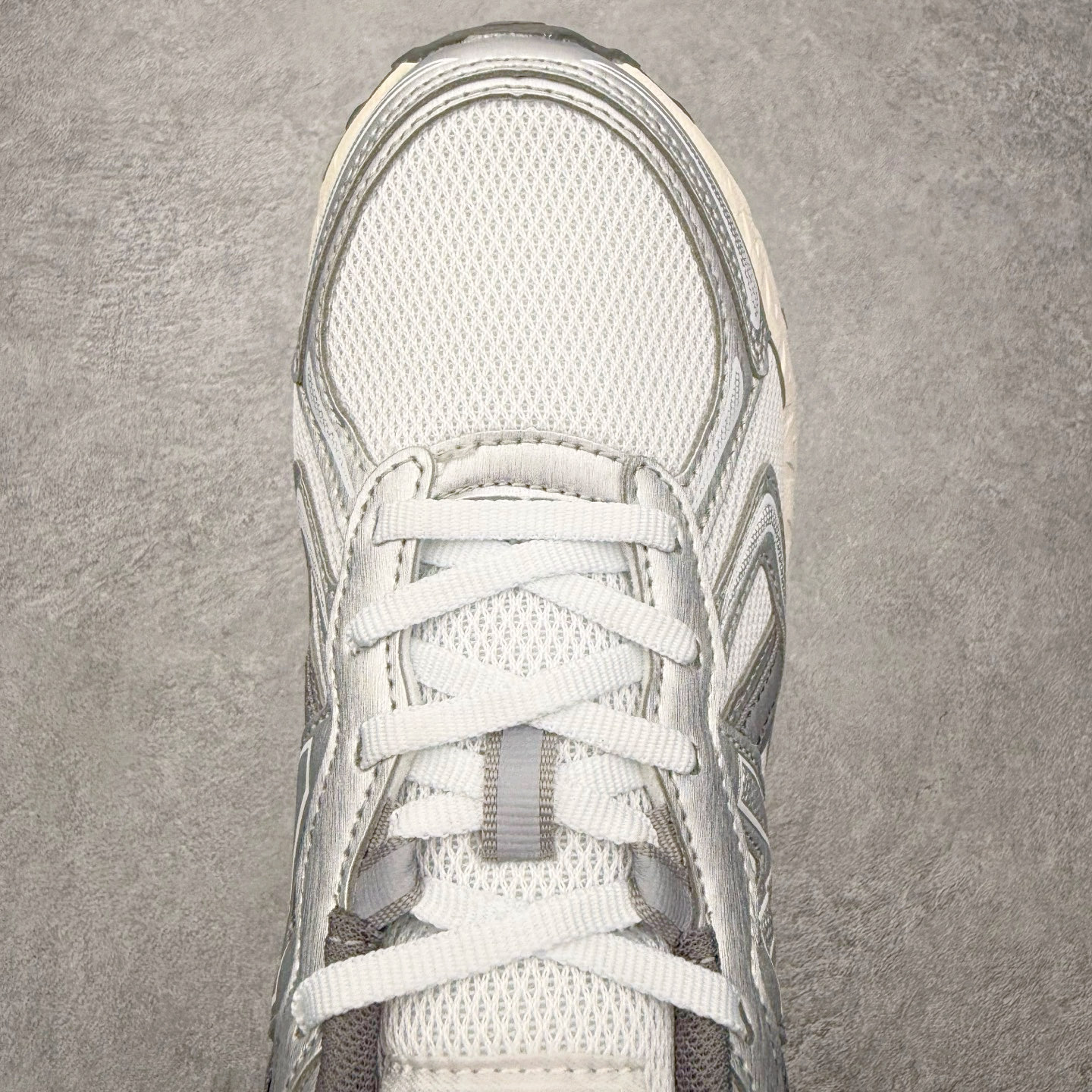 图片[4]-NEW BALANCE NB410 新百伦复古老爹鞋户外越野跑鞋 适合OUTDOOR搭配AT TREAD户外大底 给予优良抓地力 内侧support area给予良好稳定性 鞋领口山岳及鞋面等高线细节 将OUTDOOR元素完整置入COMFORT Iinsert 脚感升级 尺码：36 36.5 37 37.5 38 38.5 39 40 40.5 41 42 42.5 43 44 45-选品中心