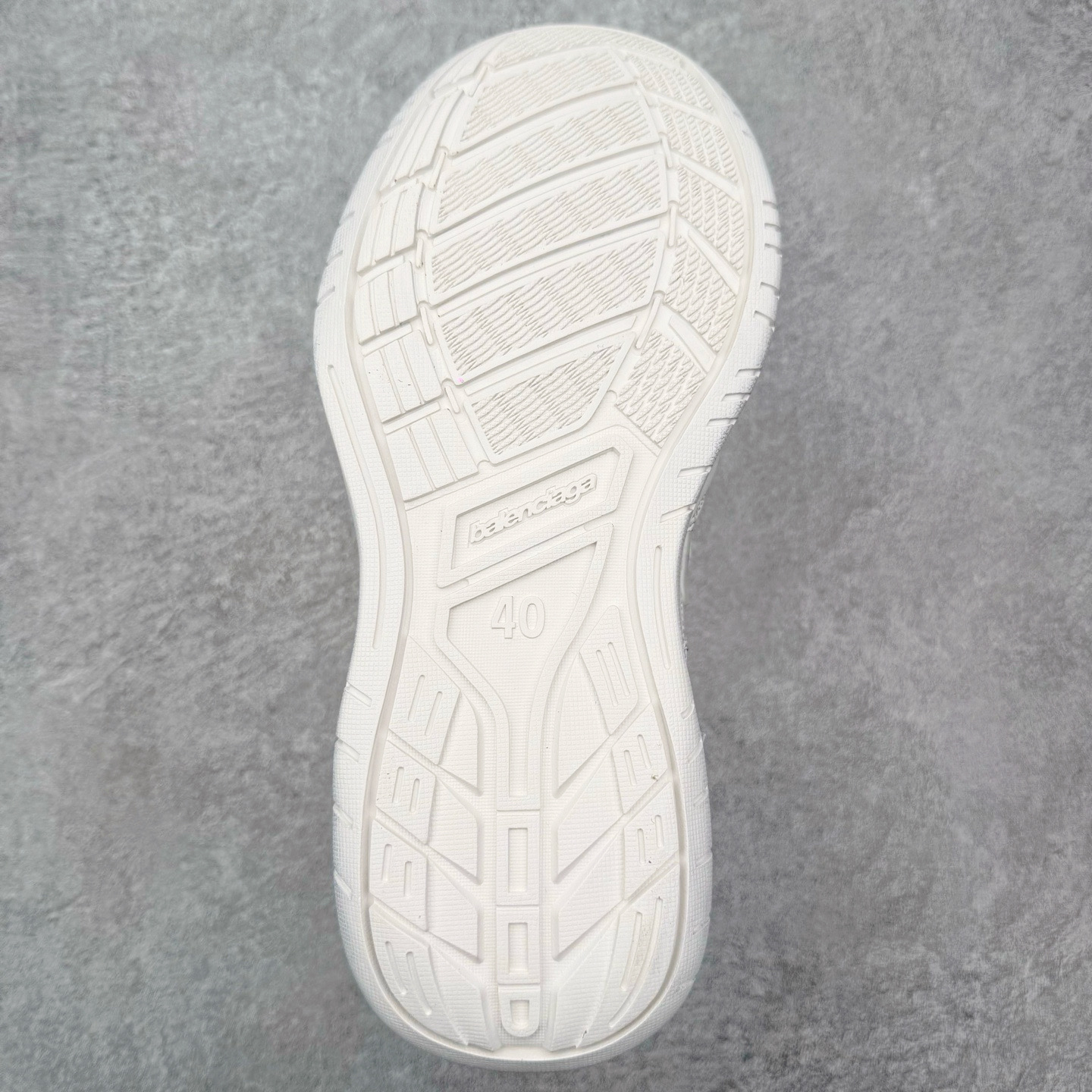 图片[9]-＃TG性价比 Balenciaga Hamptons Worn-Out 巴黎世家涤纶（聚酯纤维）牛皮革 圆头系带 低帮 生活休闲鞋板鞋 尺码：35 36 37 38 39 40 41 42 43 44 45 46-选品中心