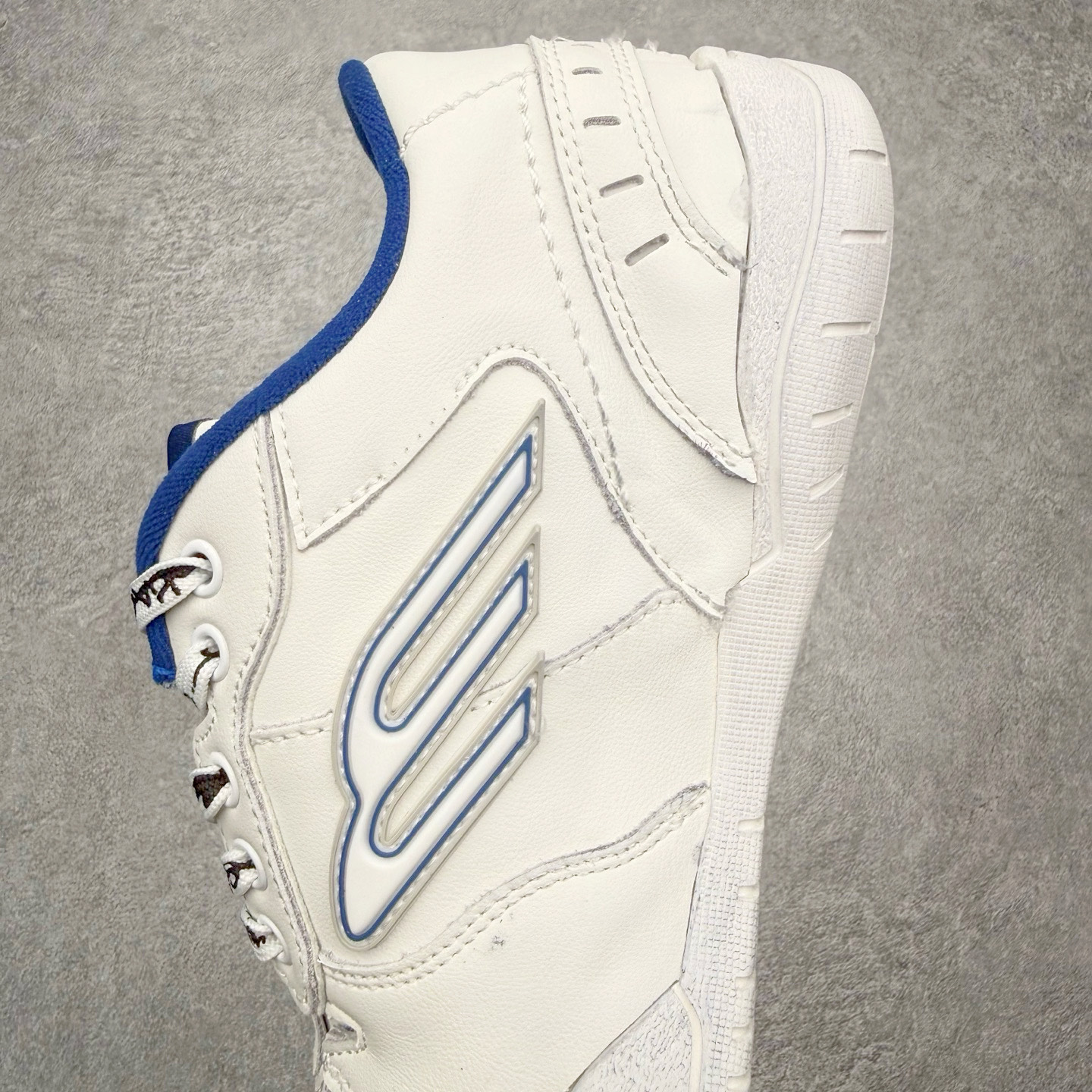 图片[7]-＃TG性价比 Balenciaga Hamptons Worn-Out 巴黎世家涤纶（聚酯纤维）牛皮革 圆头系带 低帮 生活休闲鞋板鞋 尺码：35 36 37 38 39 40 41 42 43 44 45 46-选品中心