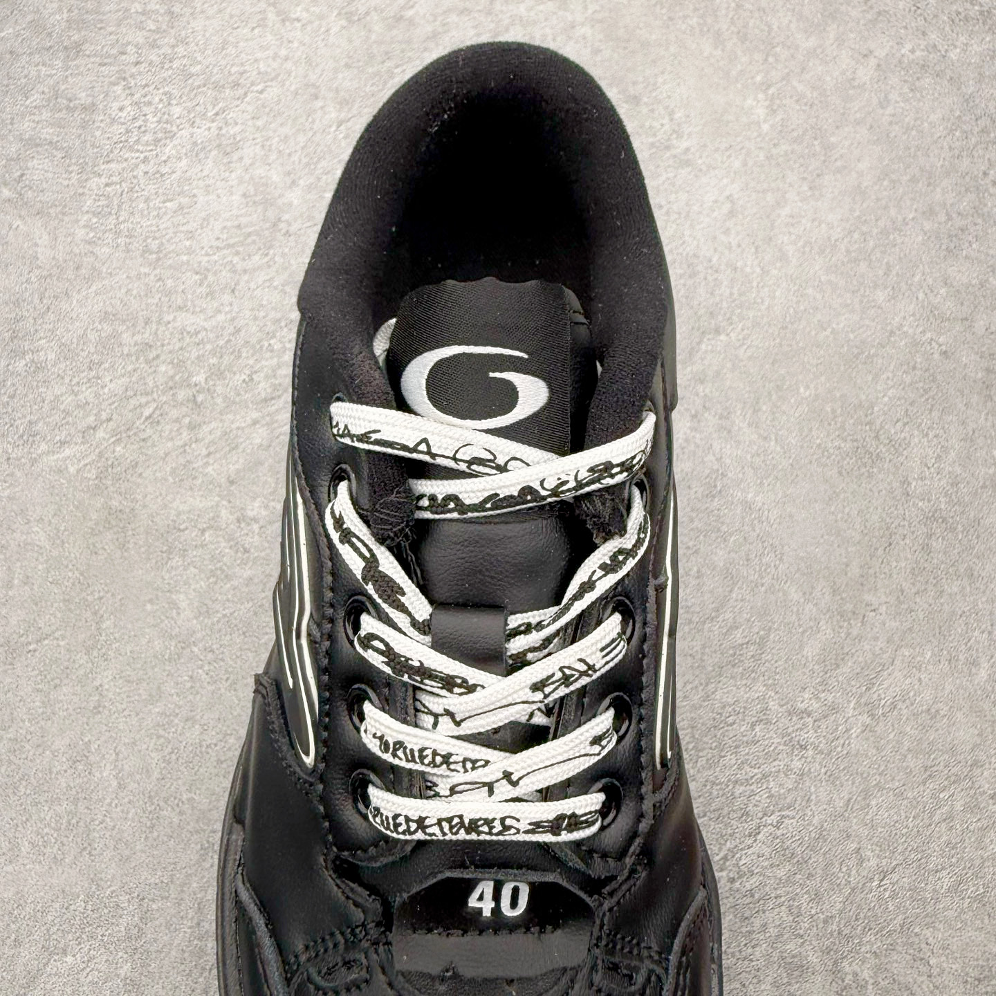 图片[5]-＃TG性价比 Balenciaga Hamptons Worn-Out 巴黎世家涤纶（聚酯纤维）牛皮革 圆头系带 低帮 生活休闲鞋板鞋 尺码：35 36 37 38 39 40 41 42 43 44 45 46-选品中心