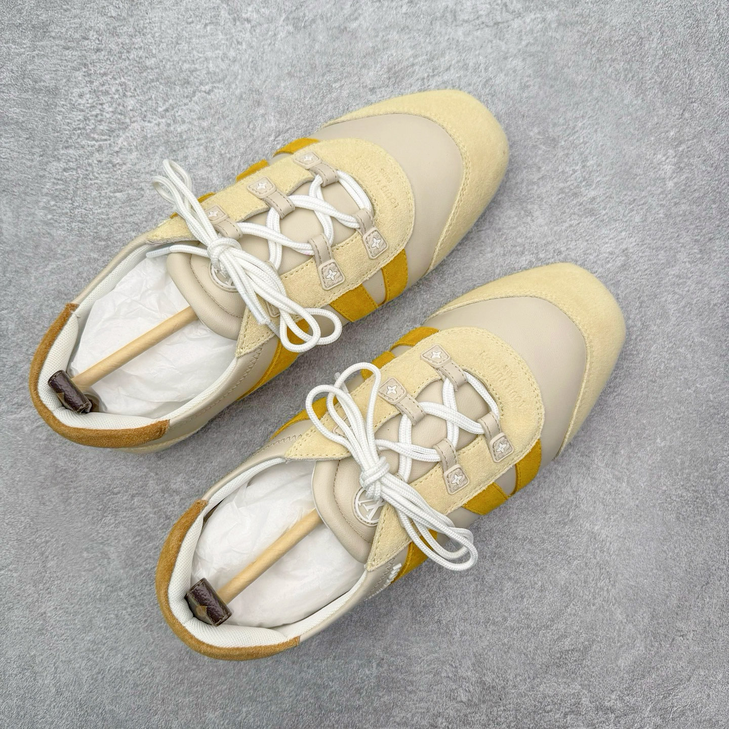 图片[3]-LOUIS VUITTON Sneakerina LV德训鞋 羊皮革 圆头系带 芭蕾风低帮生活休闲鞋 尺码：35 36 37 38 39 40-选品中心