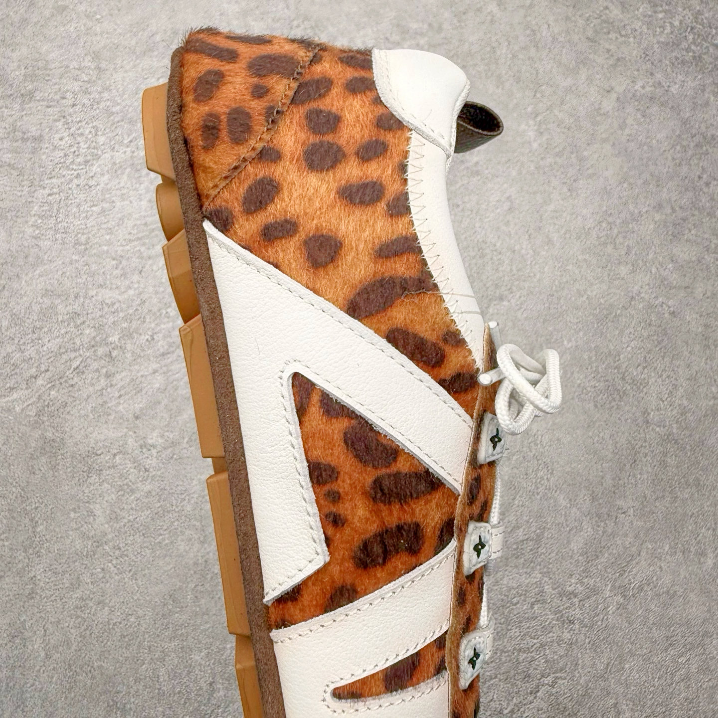 图片[6]-LOUIS VUITTON Sneakerina LV德训鞋 羊皮革 圆头系带 芭蕾风低帮生活休闲鞋 尺码：35 36 37 38 39 40-选品中心