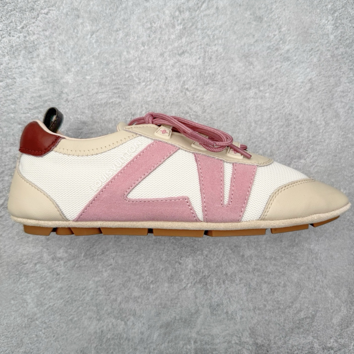LOUIS VUITTON Sneakerina LV德训鞋 羊皮革 圆头系带 芭蕾风低帮生活休闲鞋 尺码：35 36 37 38 39 40-选品中心