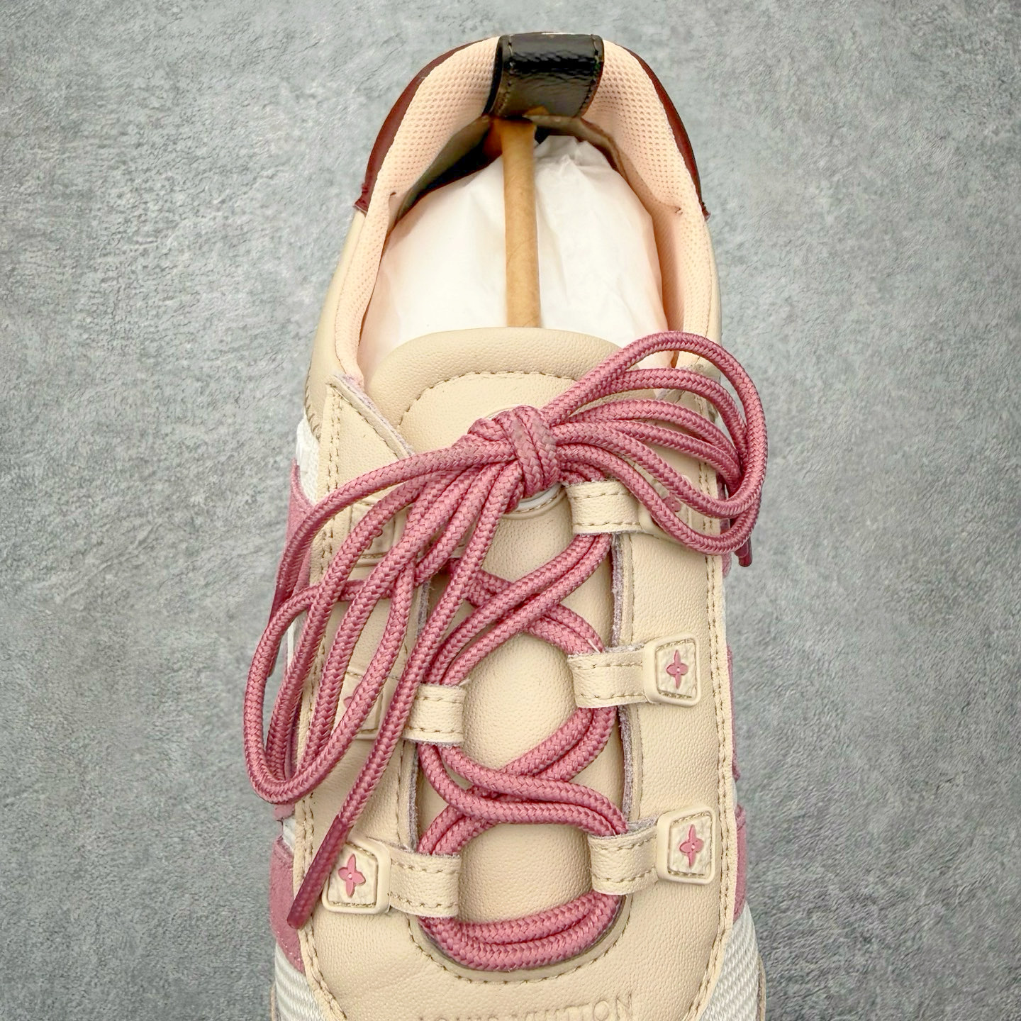 图片[5]-LOUIS VUITTON Sneakerina LV德训鞋 羊皮革 圆头系带 芭蕾风低帮生活休闲鞋 尺码：35 36 37 38 39 40-选品中心