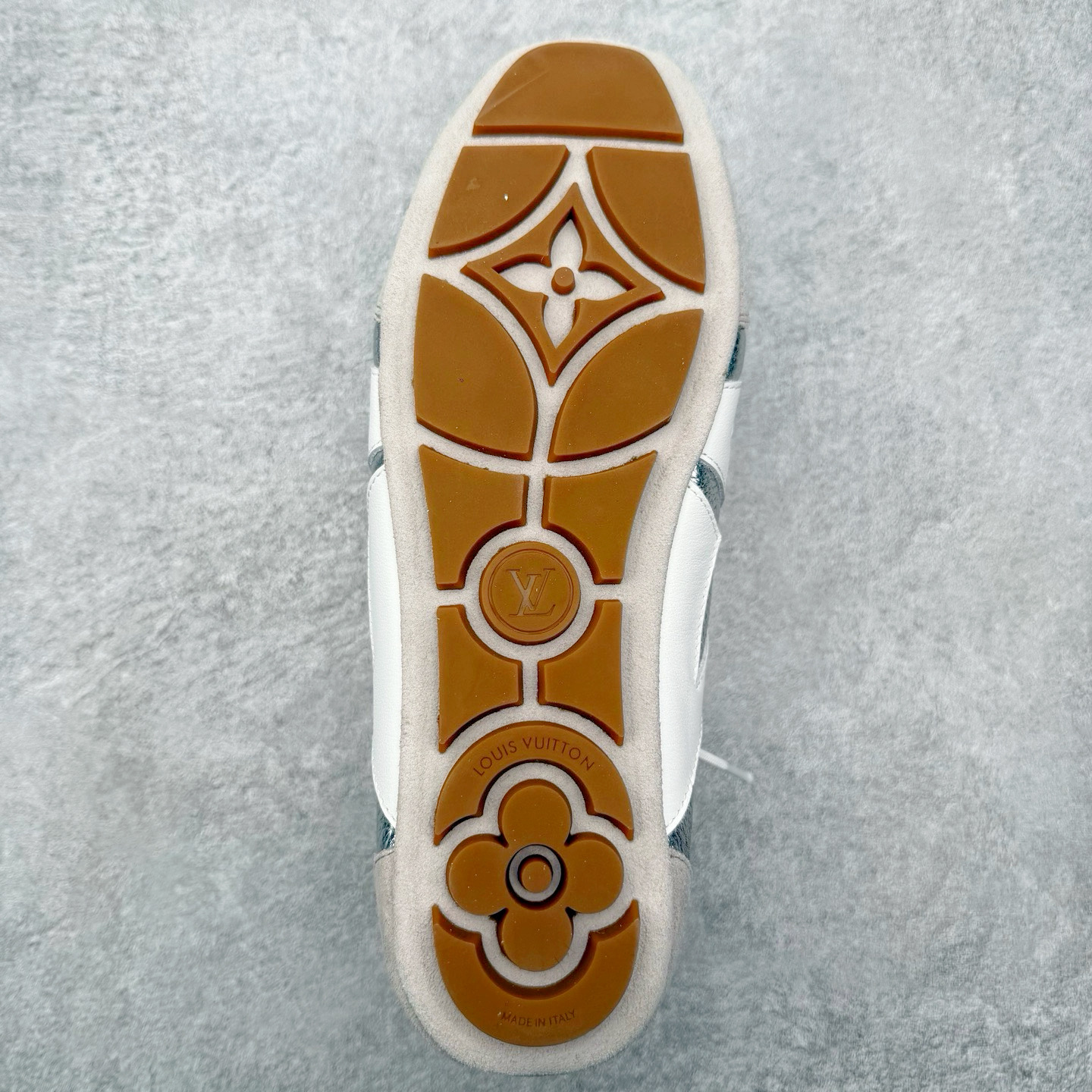 图片[9]-LOUIS VUITTON Sneakerina LV德训鞋 羊皮革 圆头系带 芭蕾风低帮生活休闲鞋 尺码：35 36 37 38 39 40-选品中心