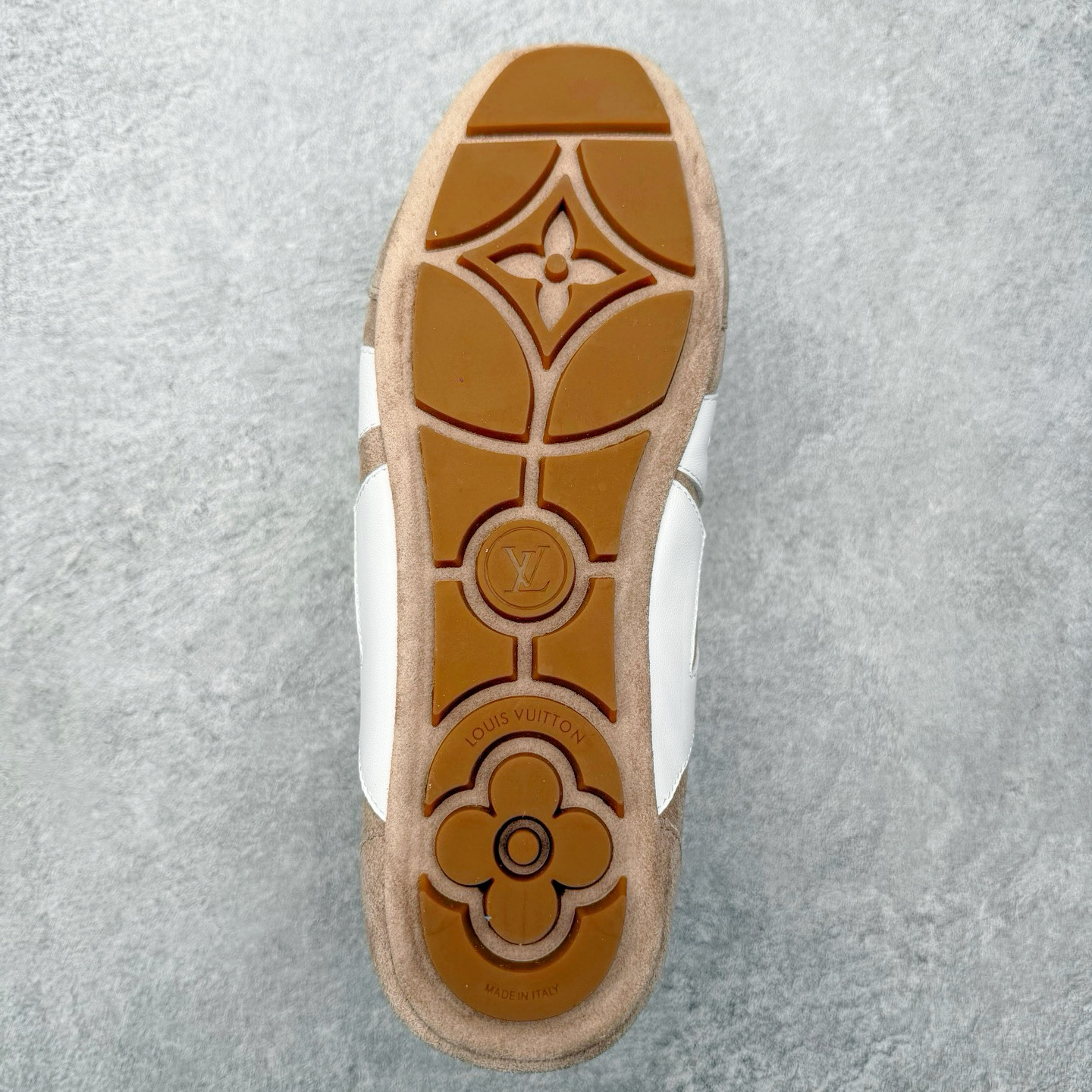 图片[9]-LOUIS VUITTON Sneakerina LV德训鞋 羊皮革 圆头系带 芭蕾风低帮生活休闲鞋 尺码：35 36 37 38 39 40-选品中心