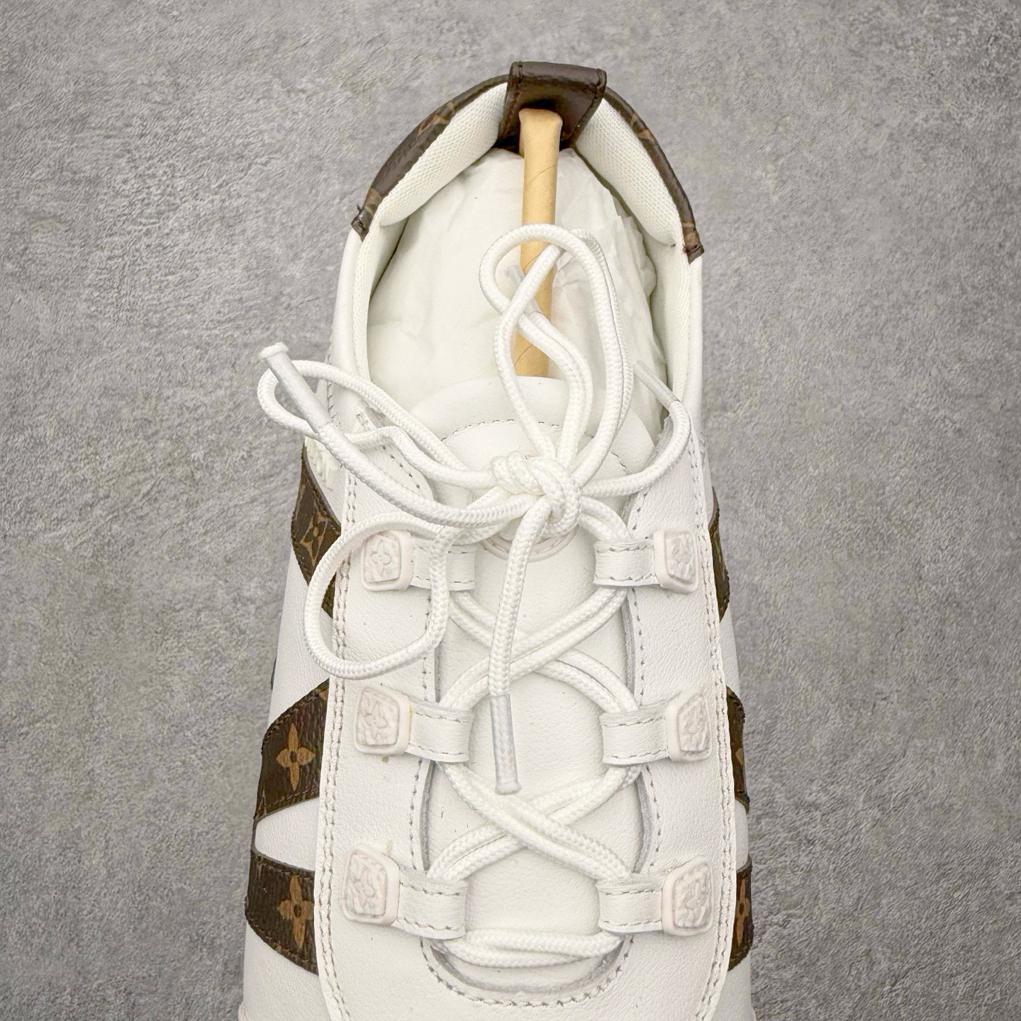 图片[5]-LOUIS VUITTON Sneakerina LV德训鞋 羊皮革 圆头系带 芭蕾风低帮生活休闲鞋 尺码：35 36 37 38 39 40-选品中心